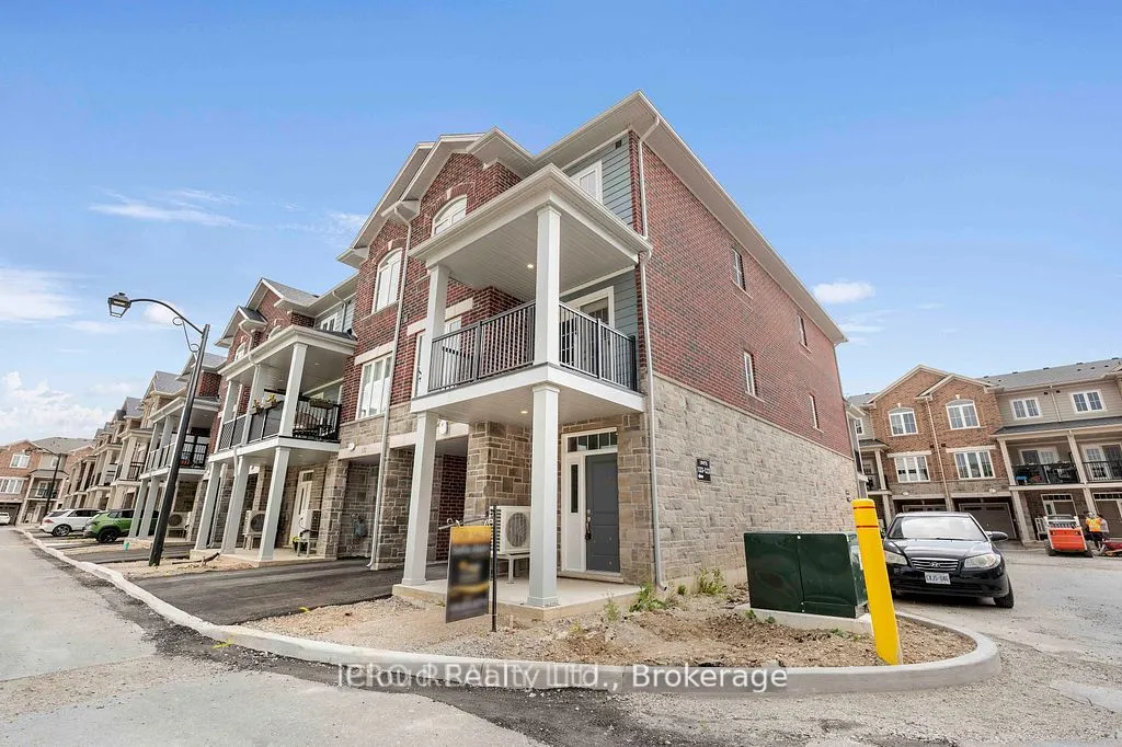 677 Park Road N, #133