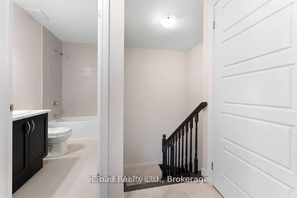 677 Park Road N, #133