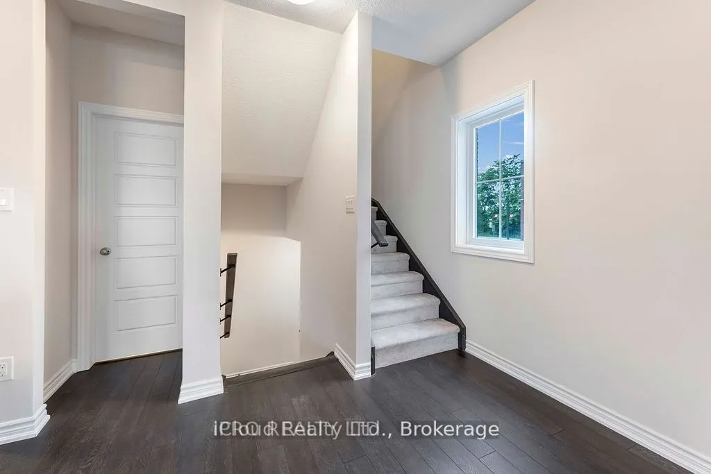 677 Park Road N, #133