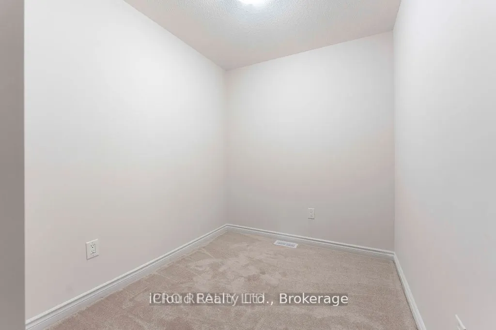677 Park Road N, #133