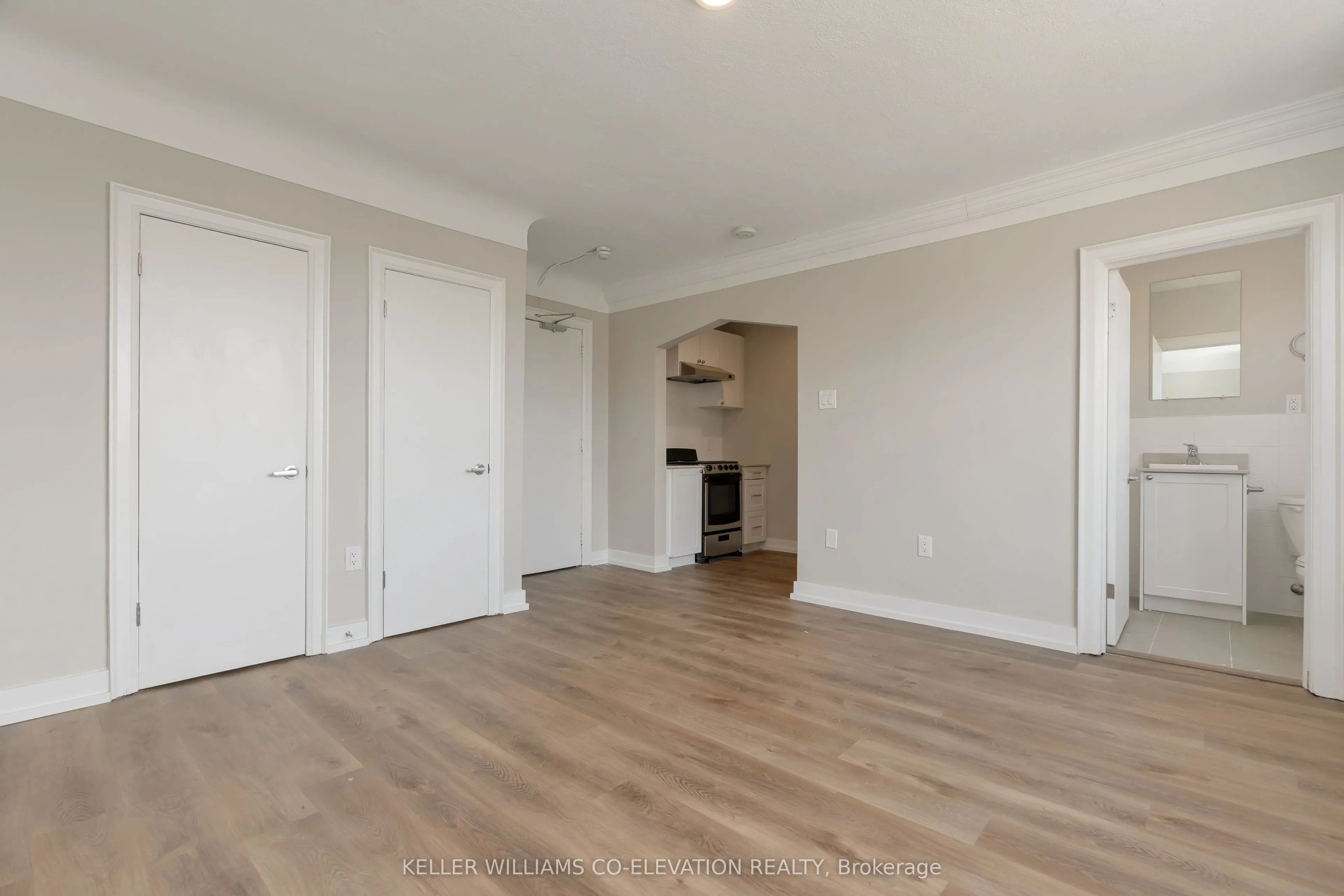 133 Prospect Street S, #14