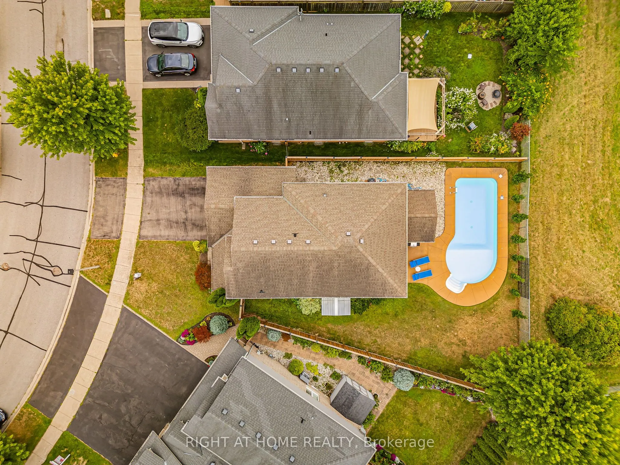 80 Loretta Drive