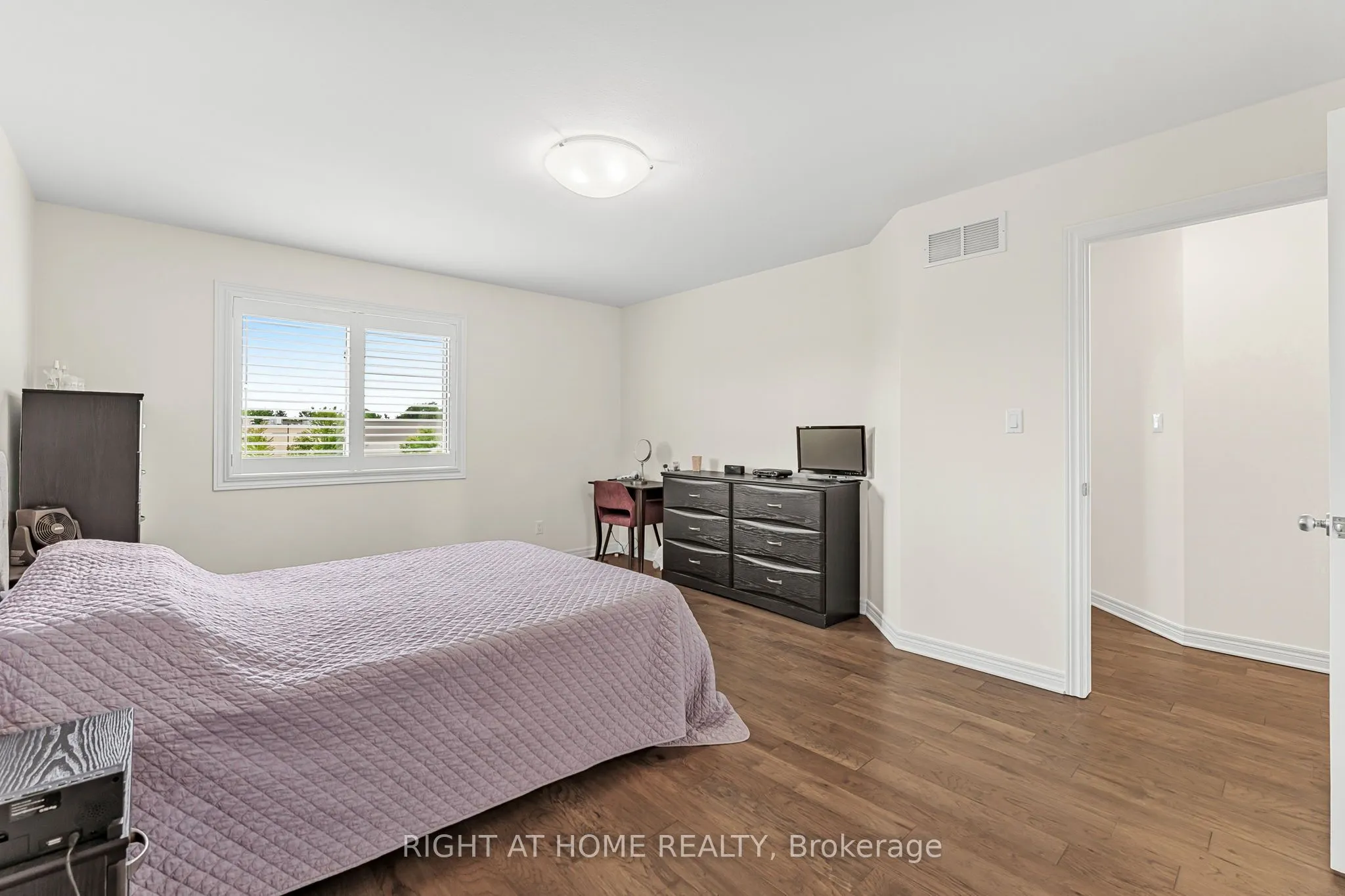 80 Loretta Drive