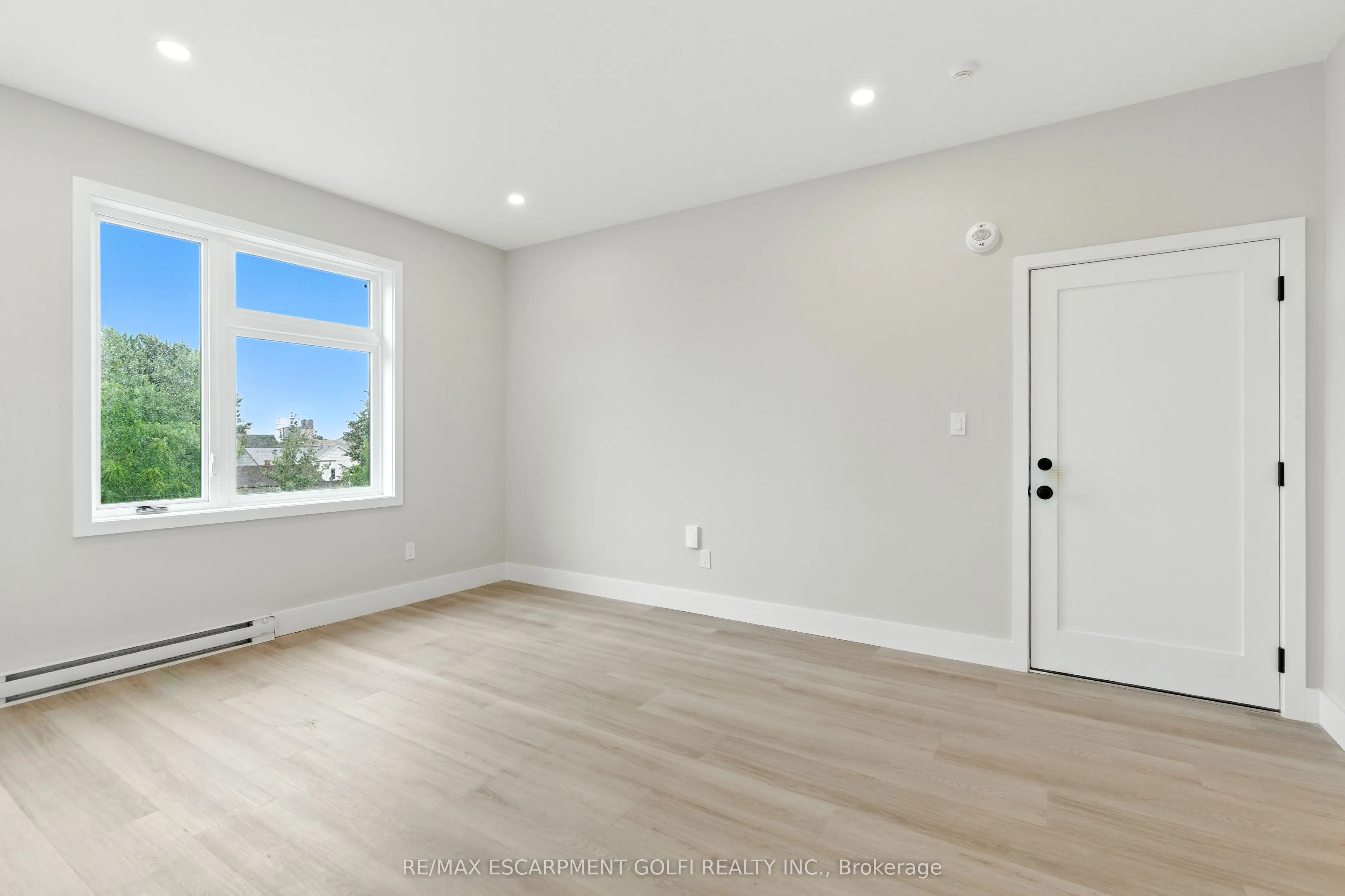 89 DURHAM Street, #301
