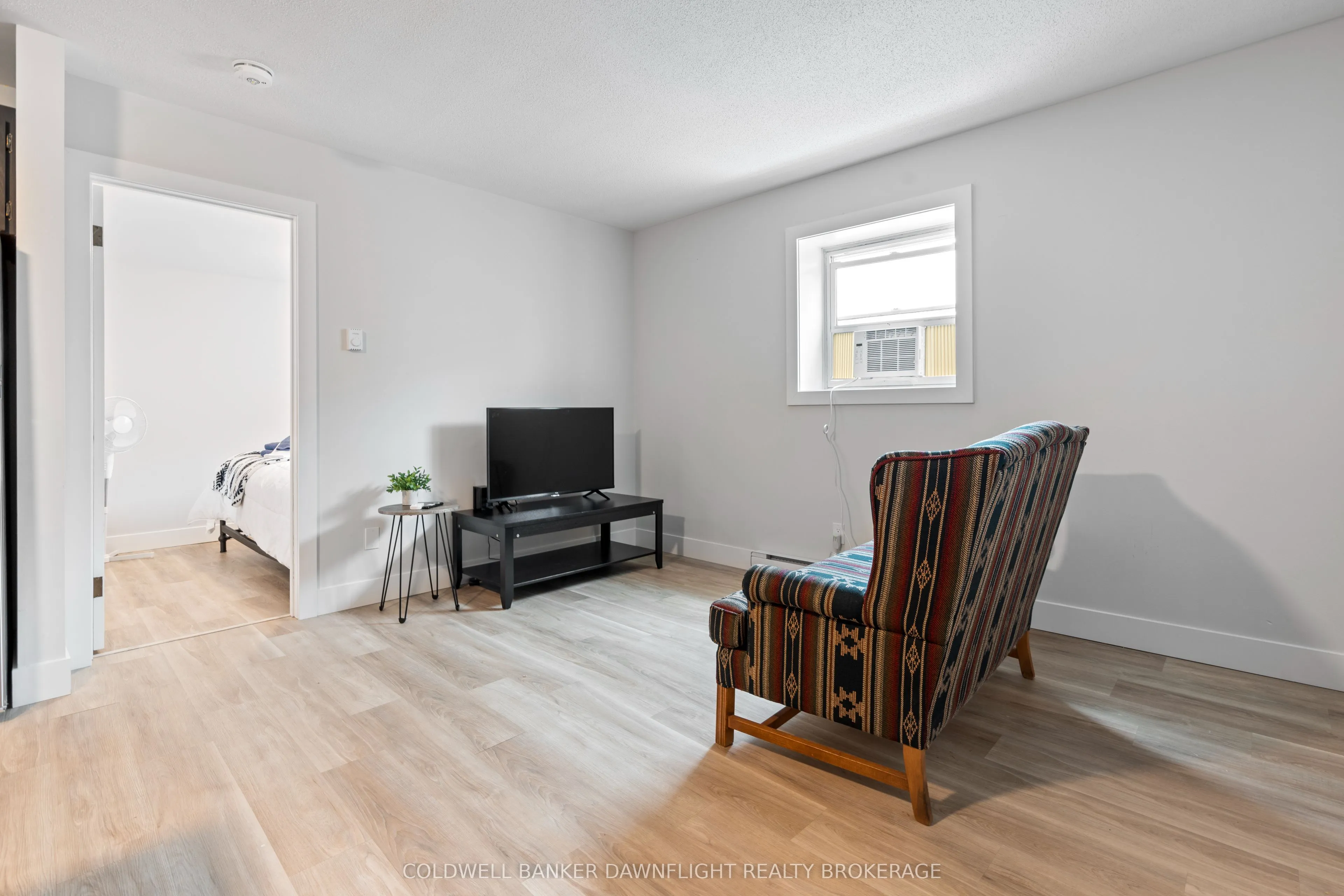 383 Main Street S, #4