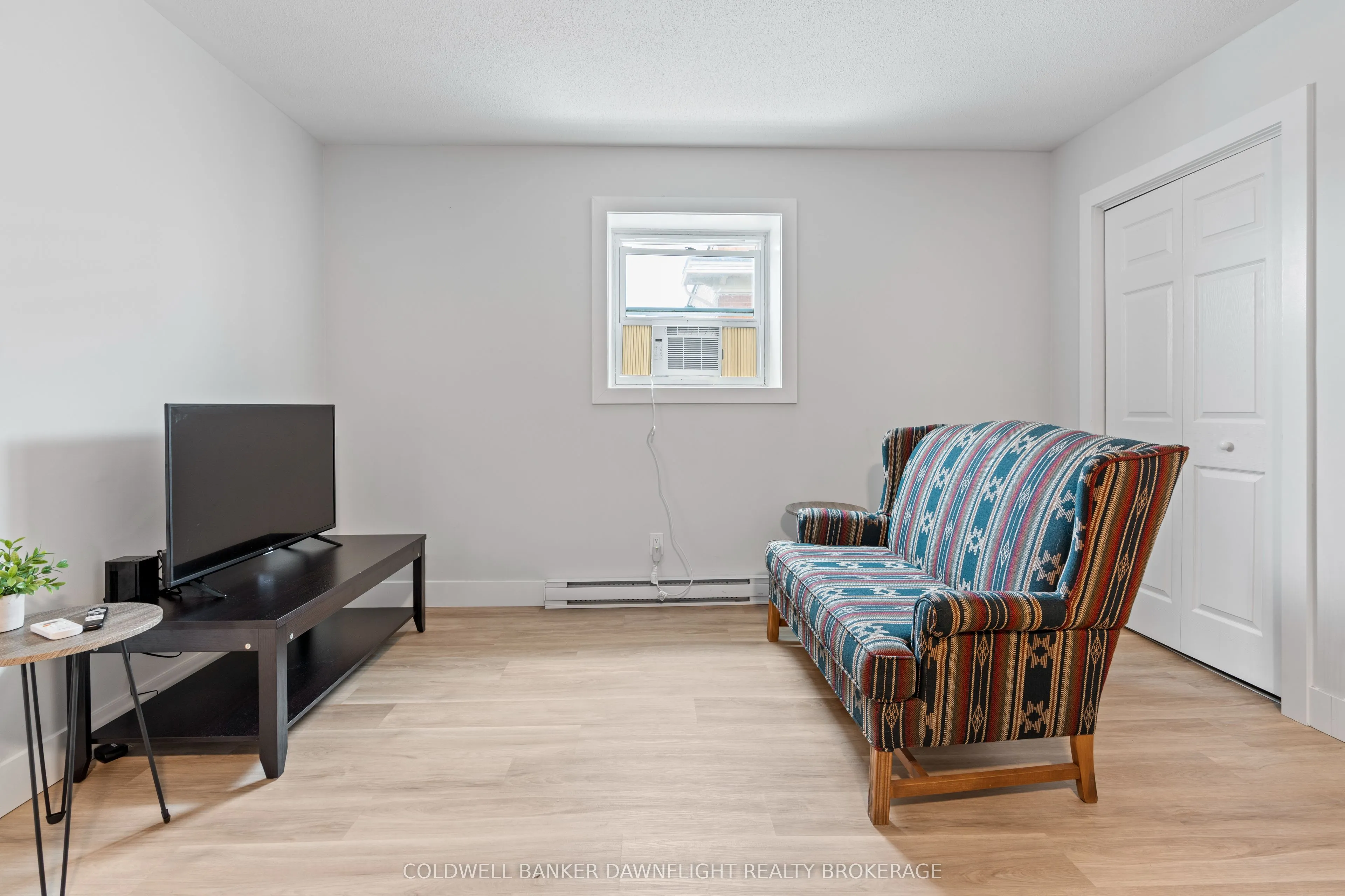 383 Main Street S, #4