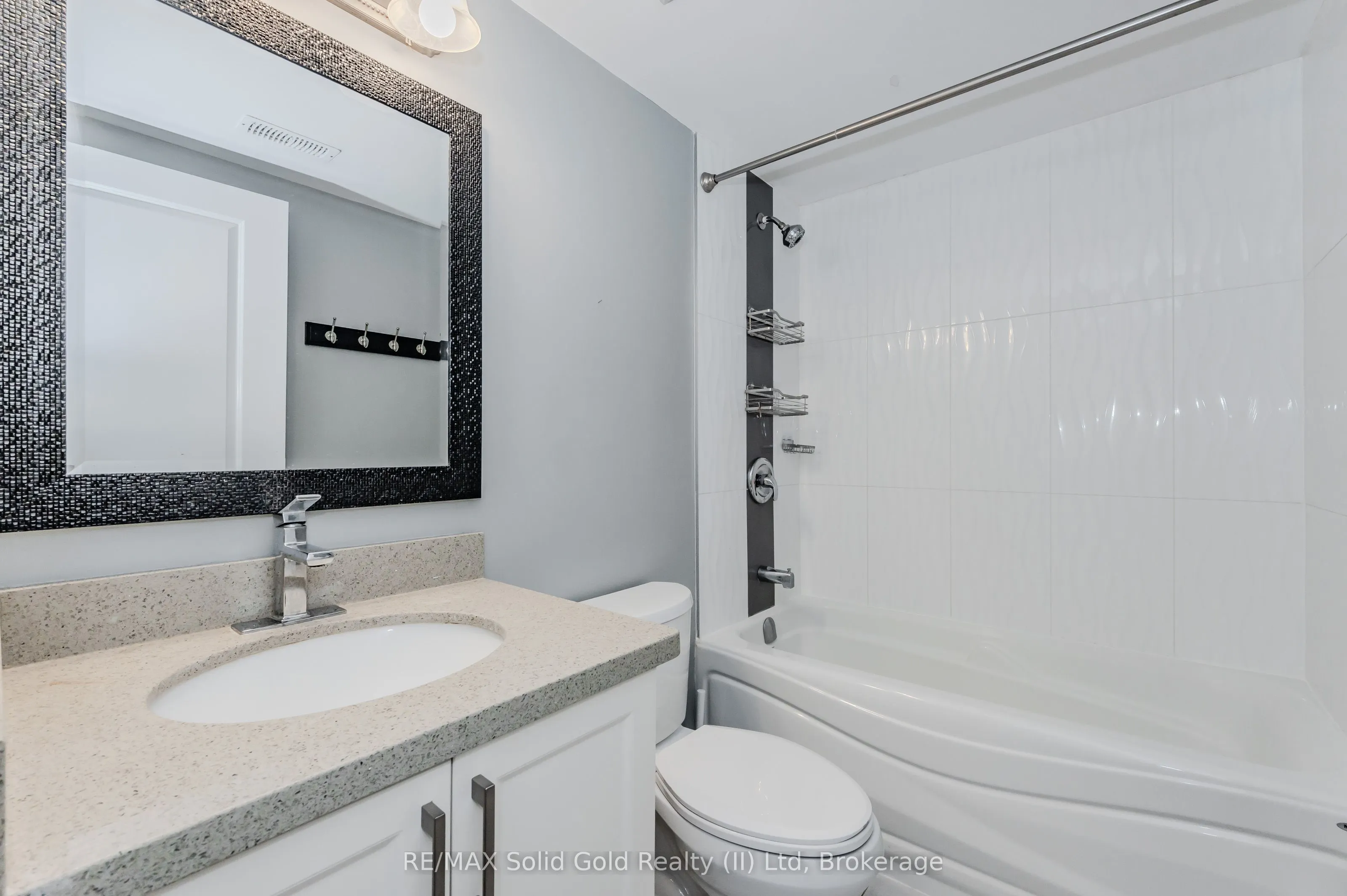122 Courtland Avenue E, #11