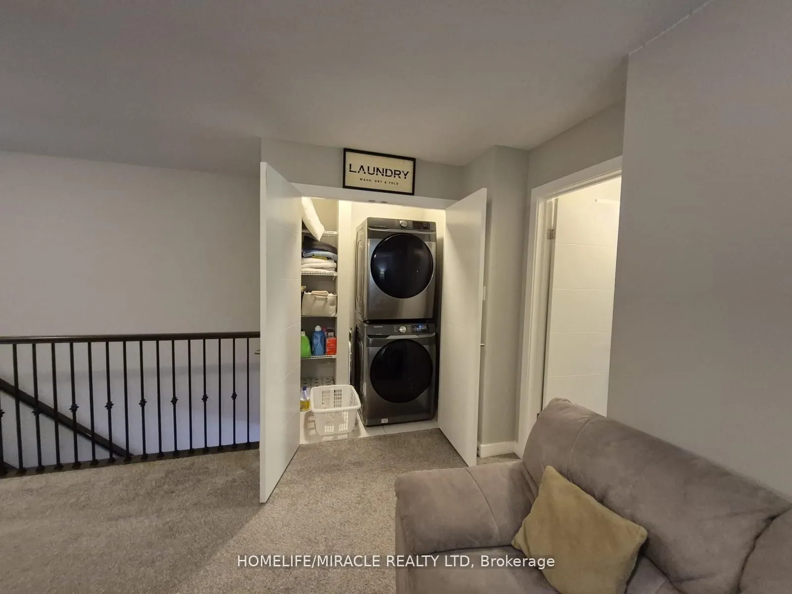 886 Robert Ferrie Drive