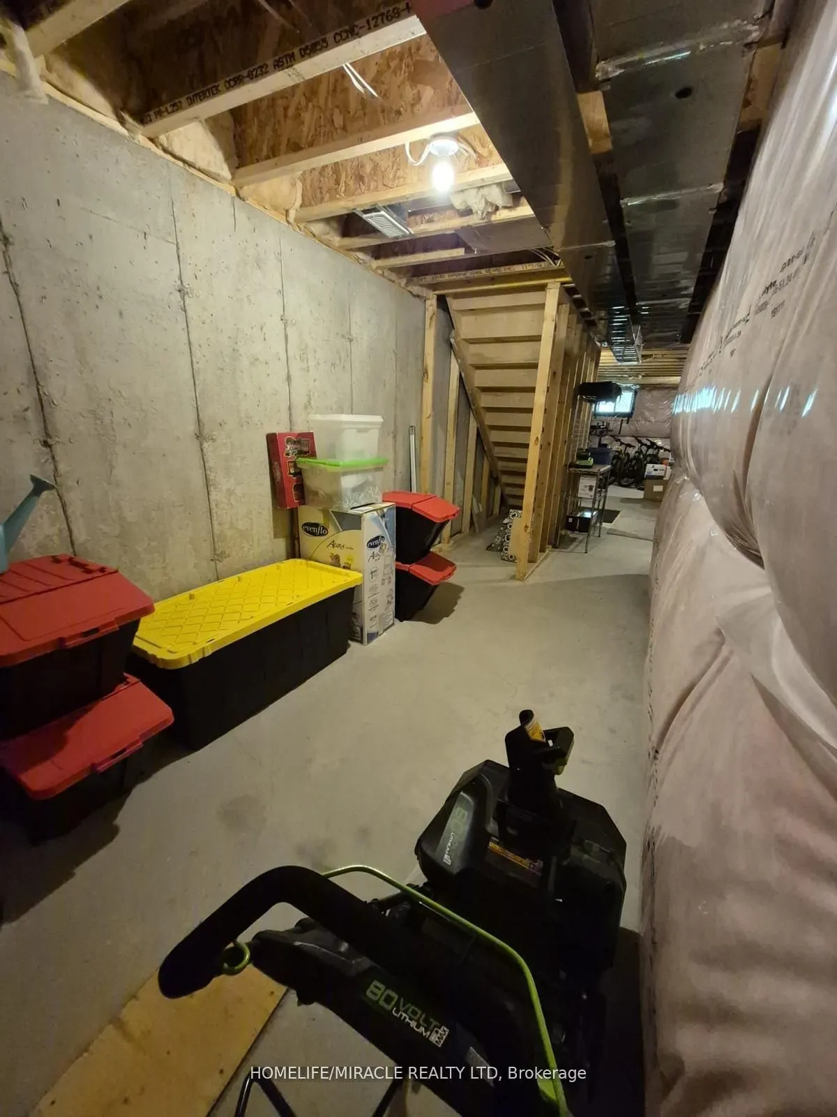 886 Robert Ferrie Drive