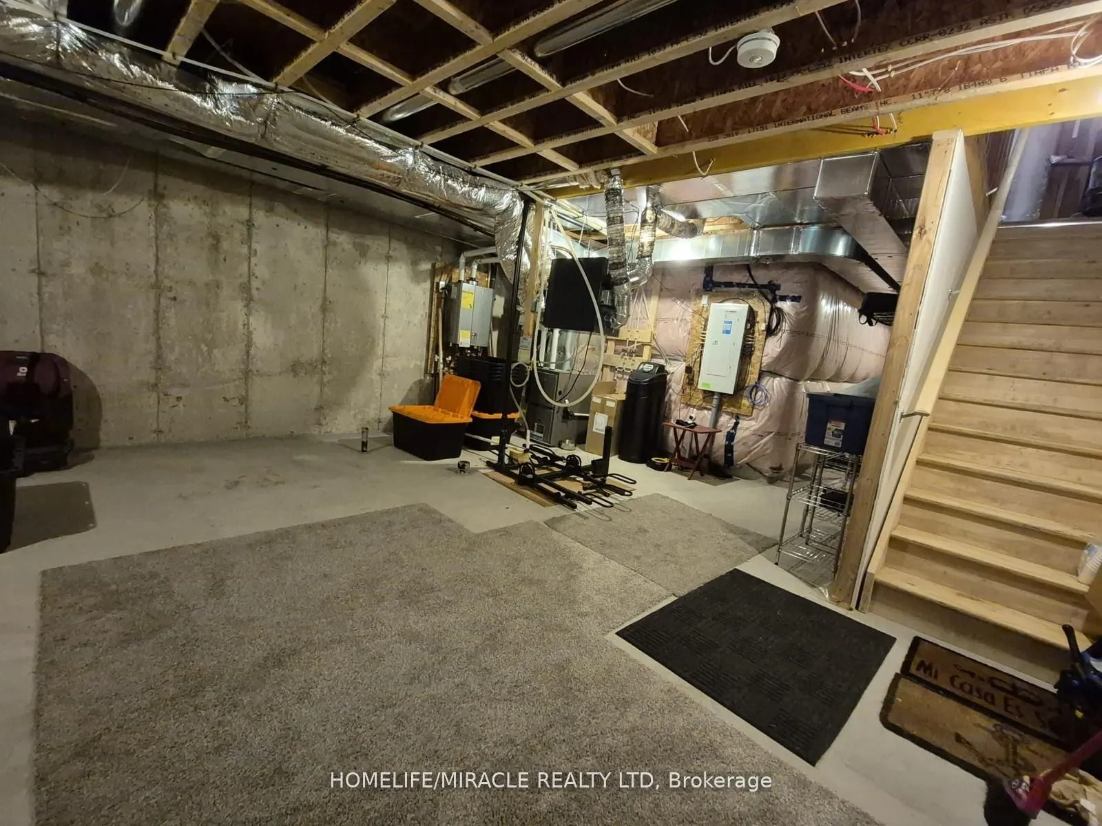 886 Robert Ferrie Drive