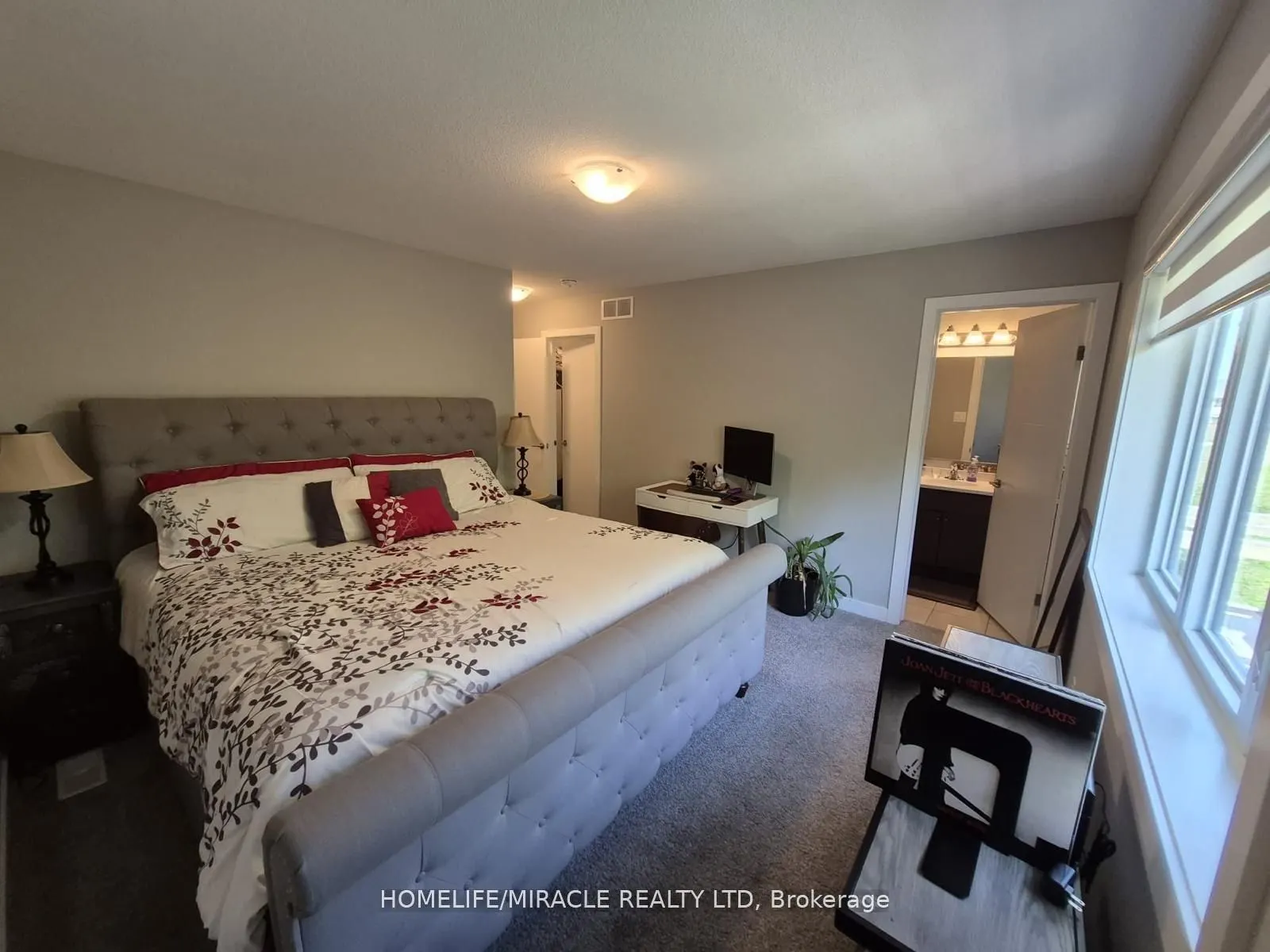 886 Robert Ferrie Drive