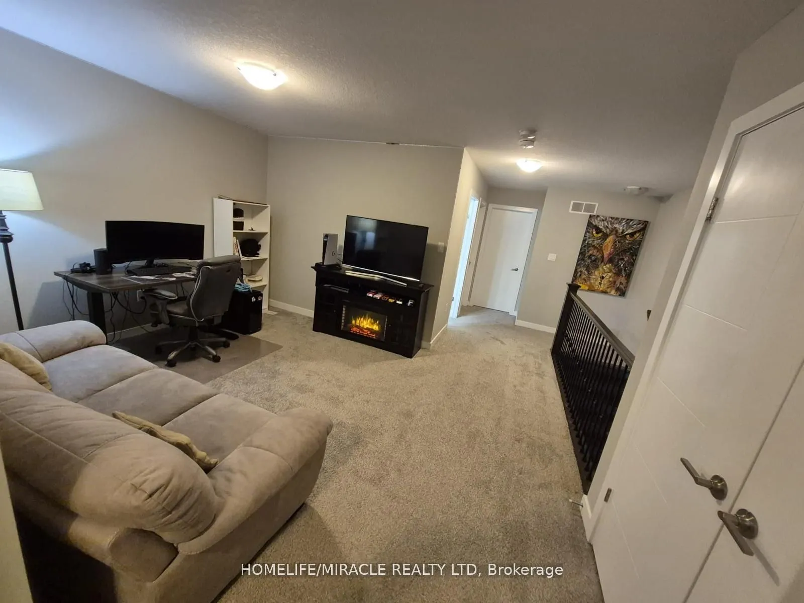 886 Robert Ferrie Drive