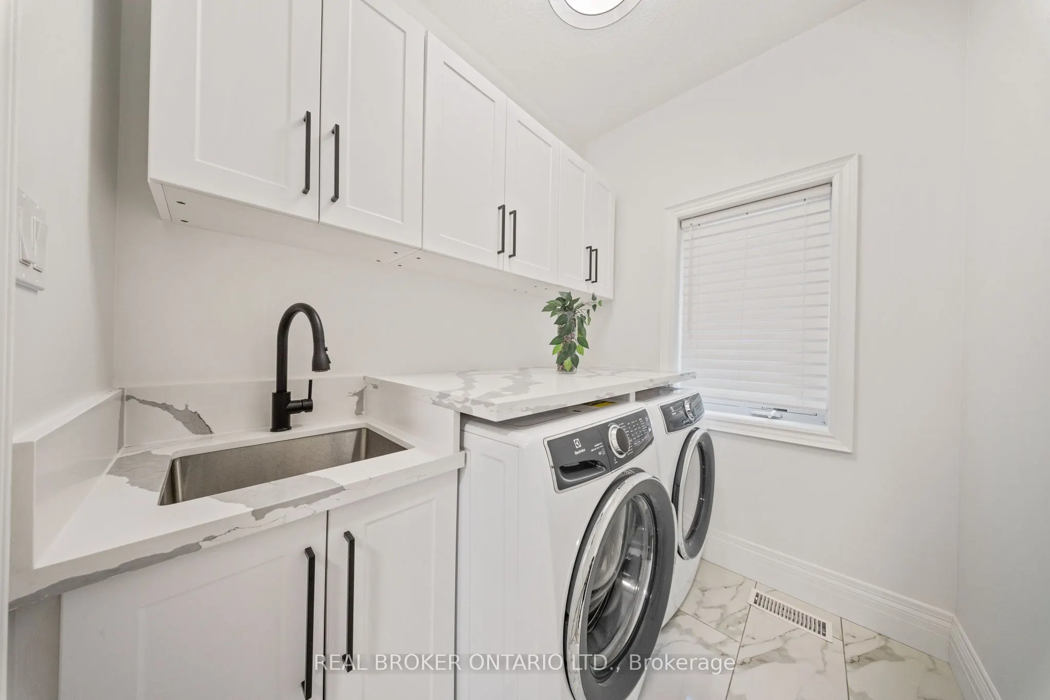 215 Black Maple Court