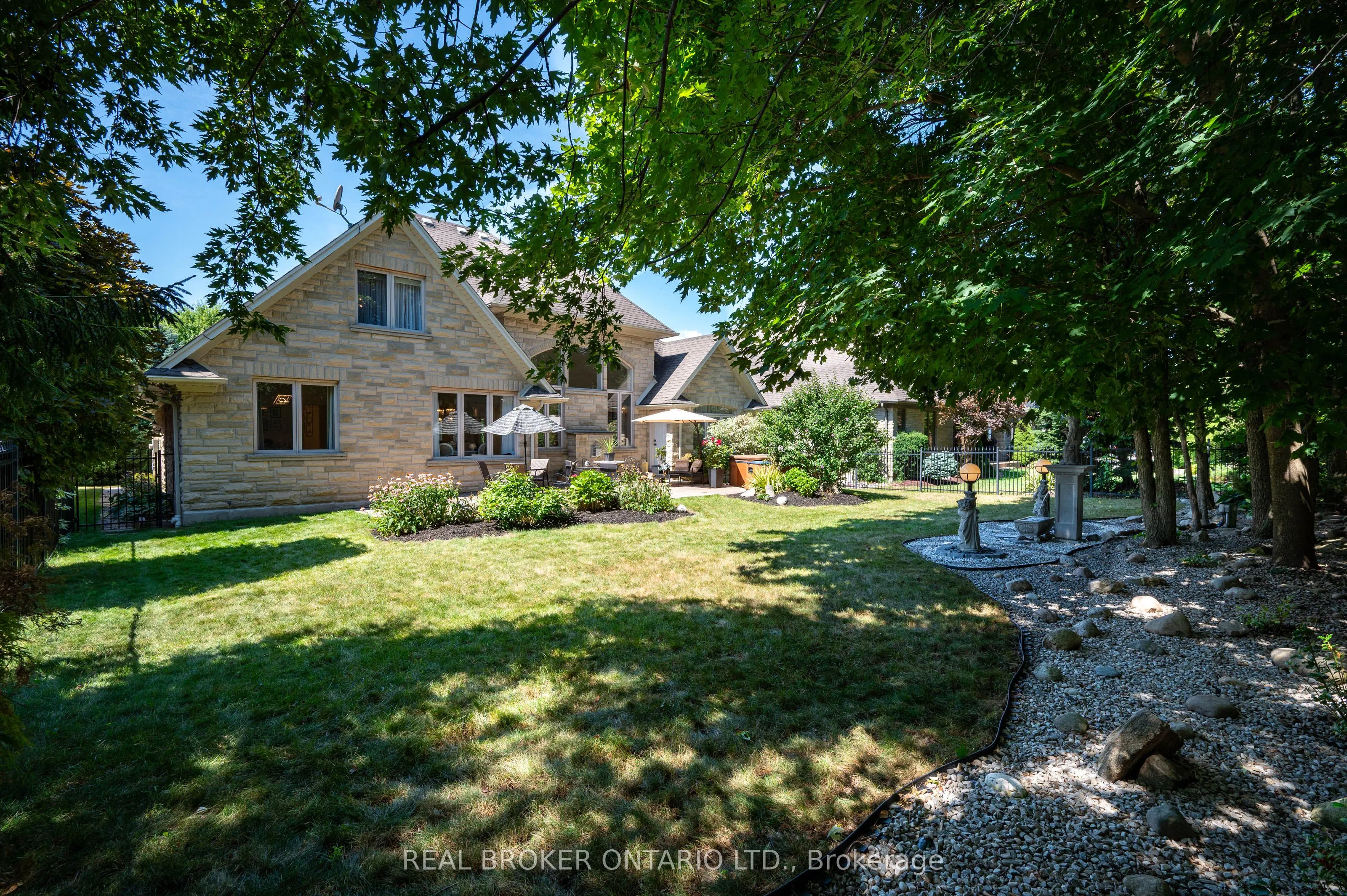 215 Black Maple Court