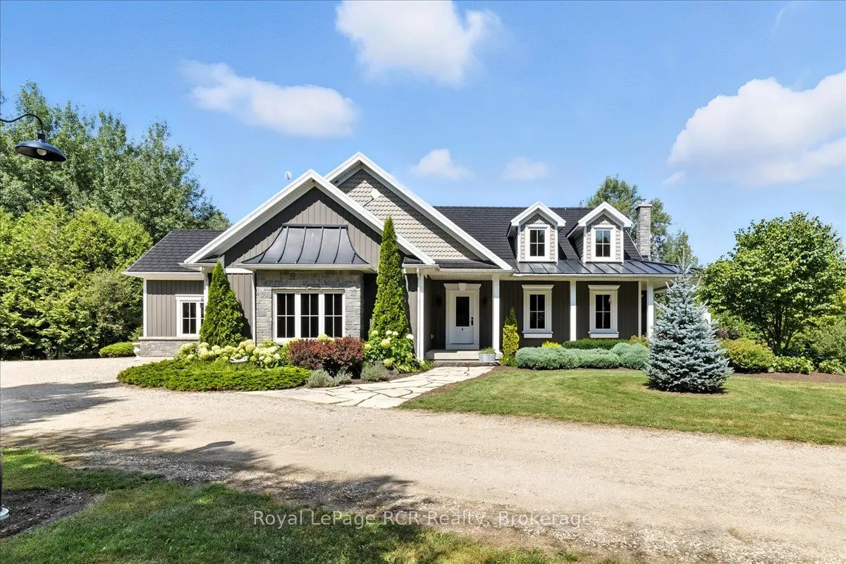 7572 Sideroad 3 E