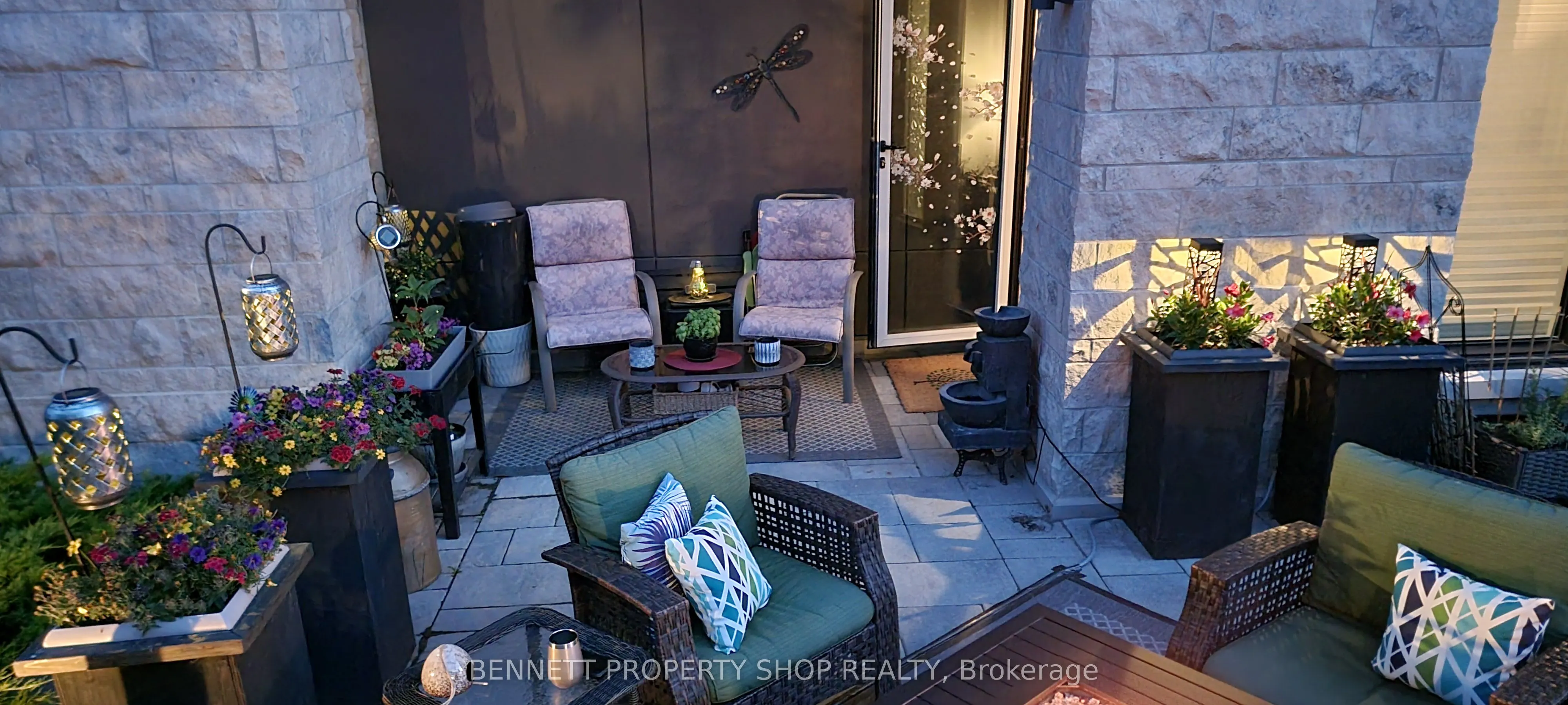 530 De Mazenod Avenue, #105