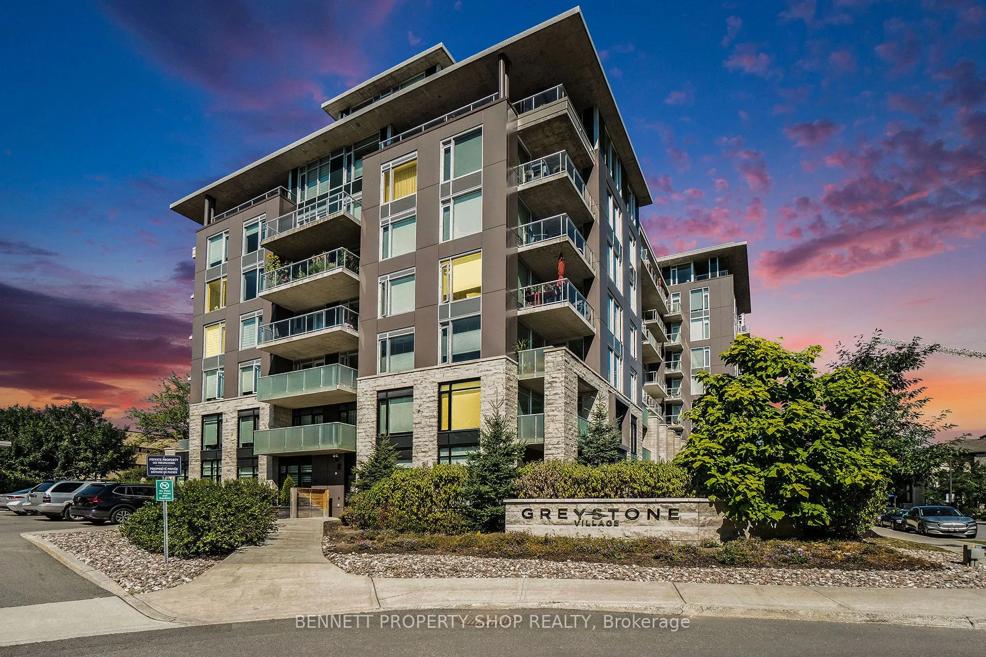 530 De Mazenod Avenue, #105
