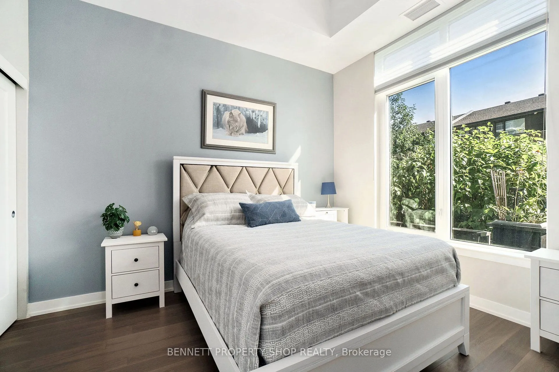 530 De Mazenod Avenue, #105