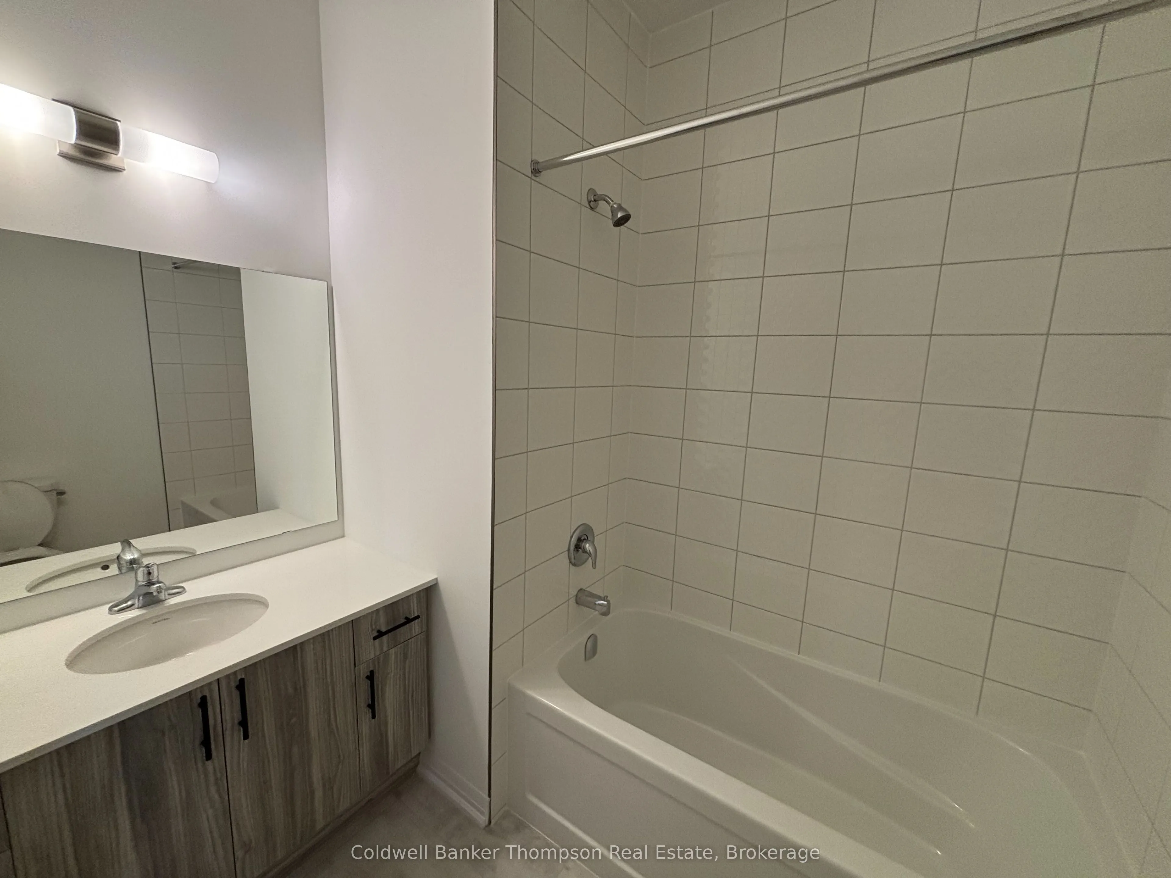 245 Crescent Bay Lane, #207