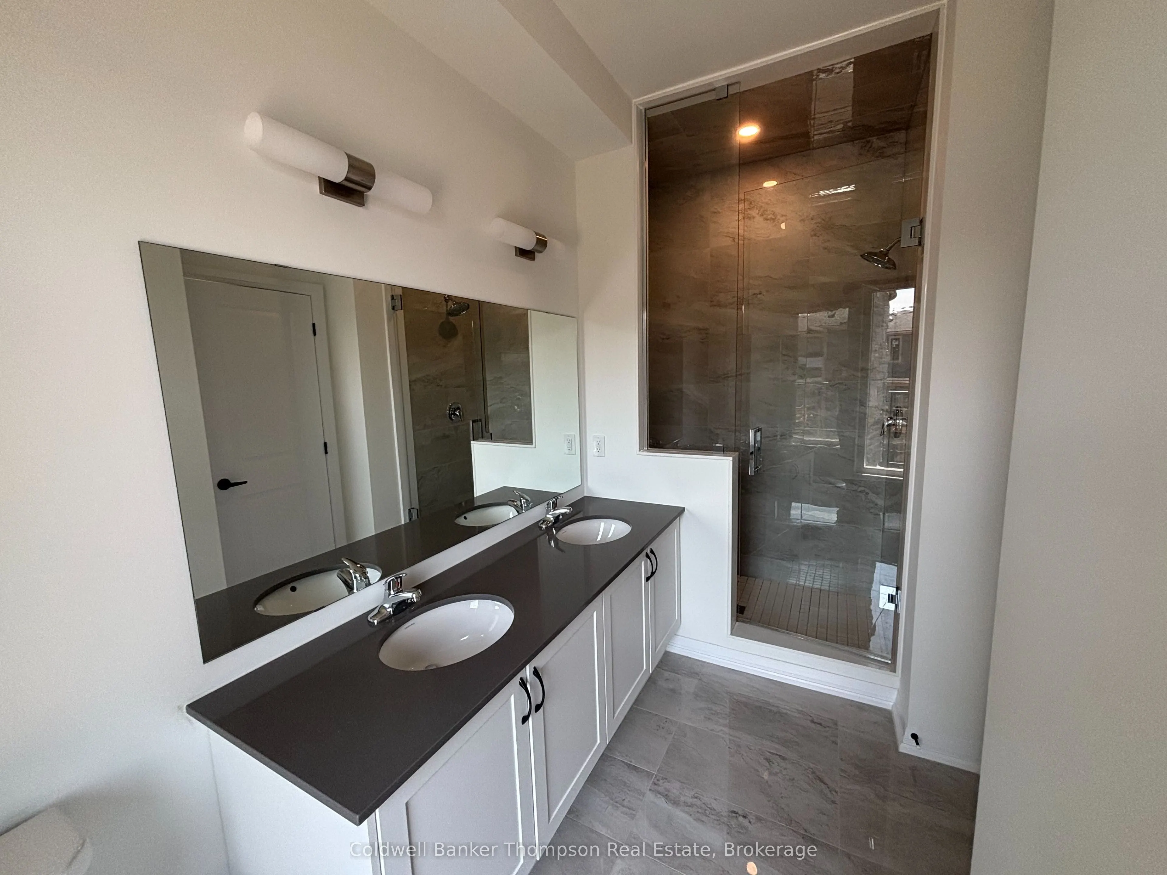 245 Crescent Bay Lane, #207