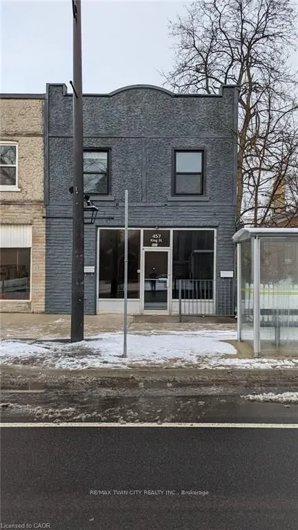 457 King Street E