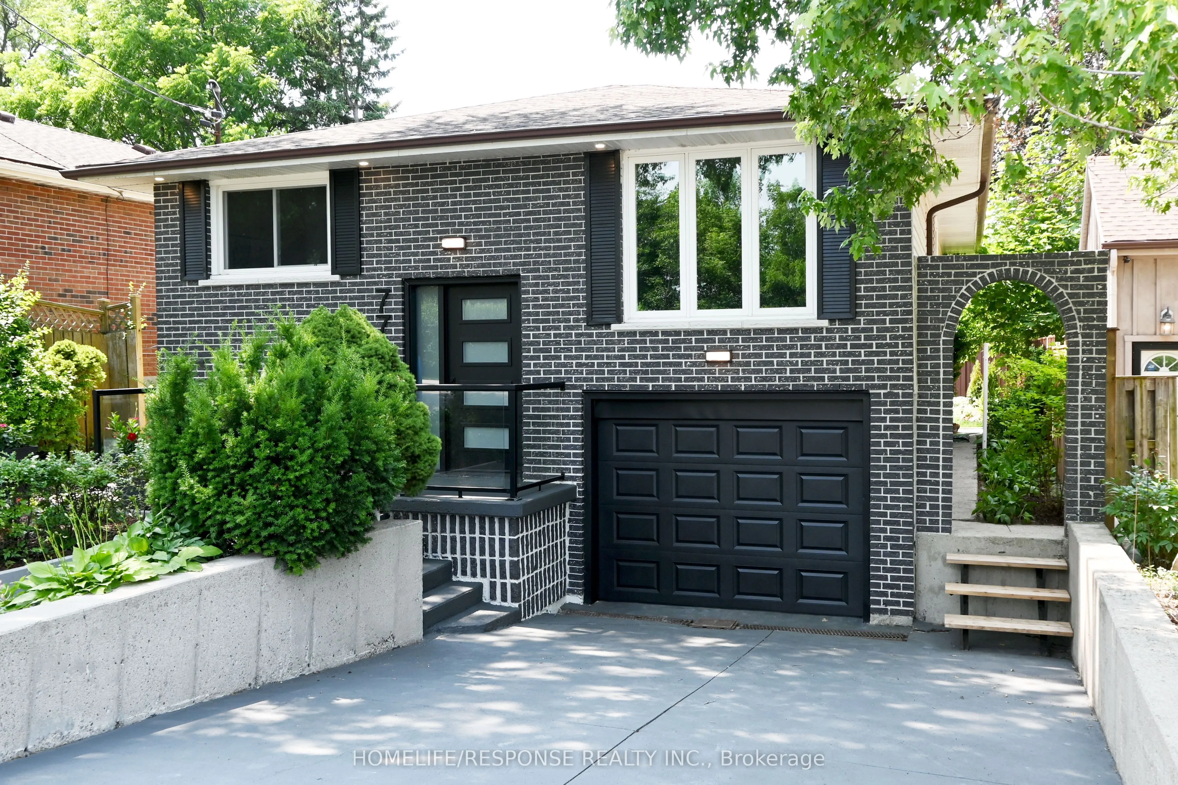 776 GARTH Street