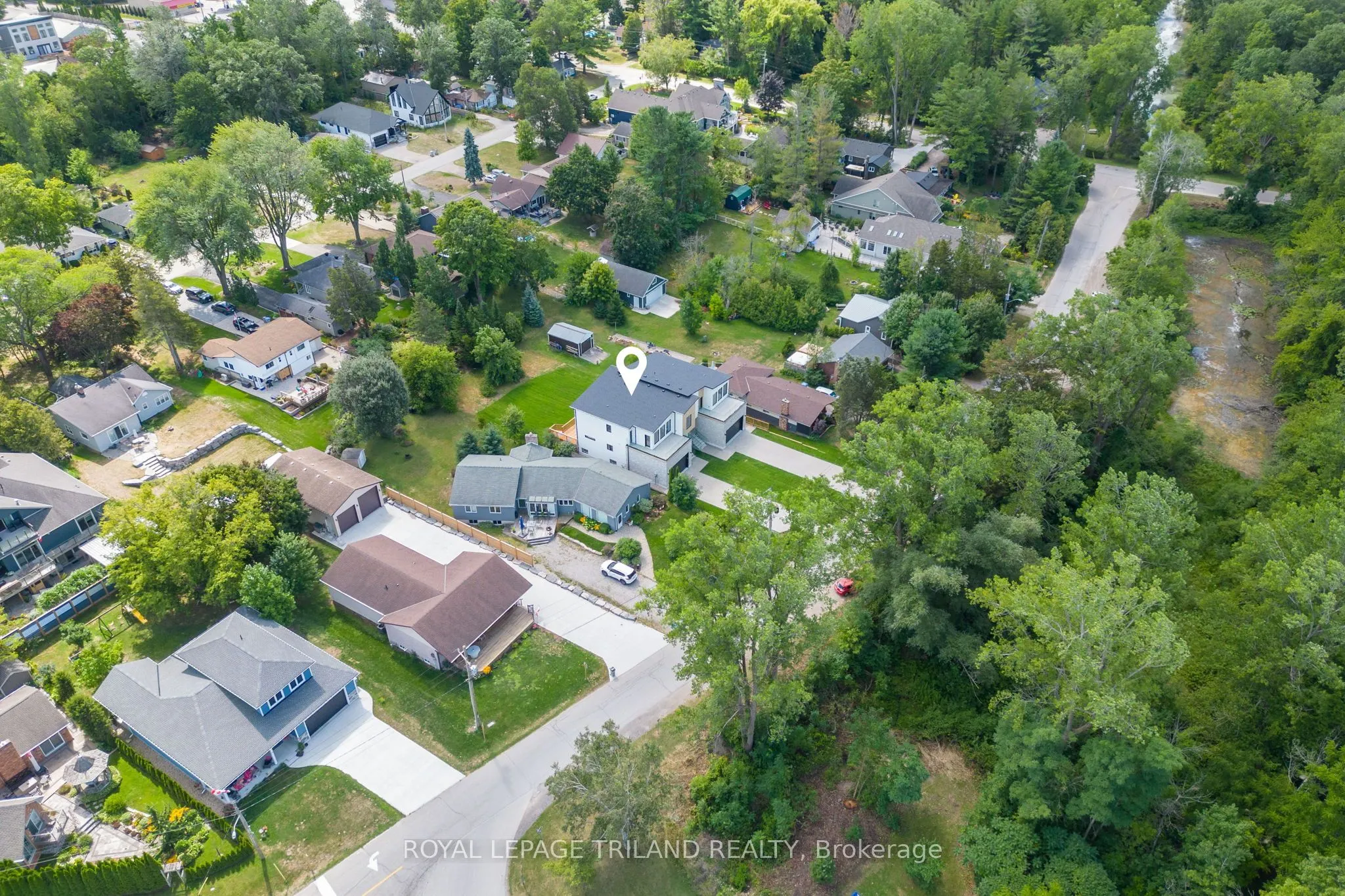 32 Alberta Street