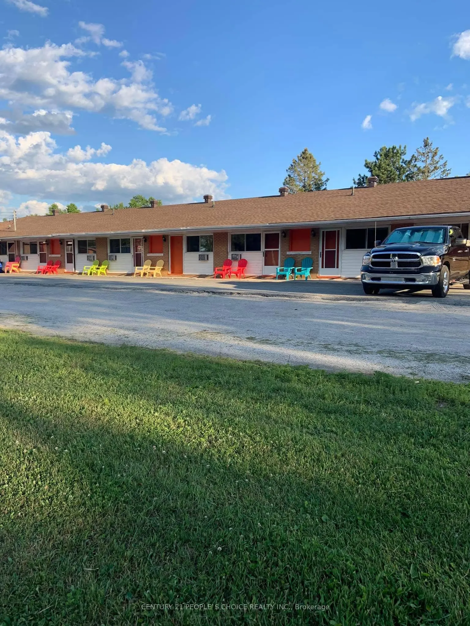 381 Hwy 17 Highway W