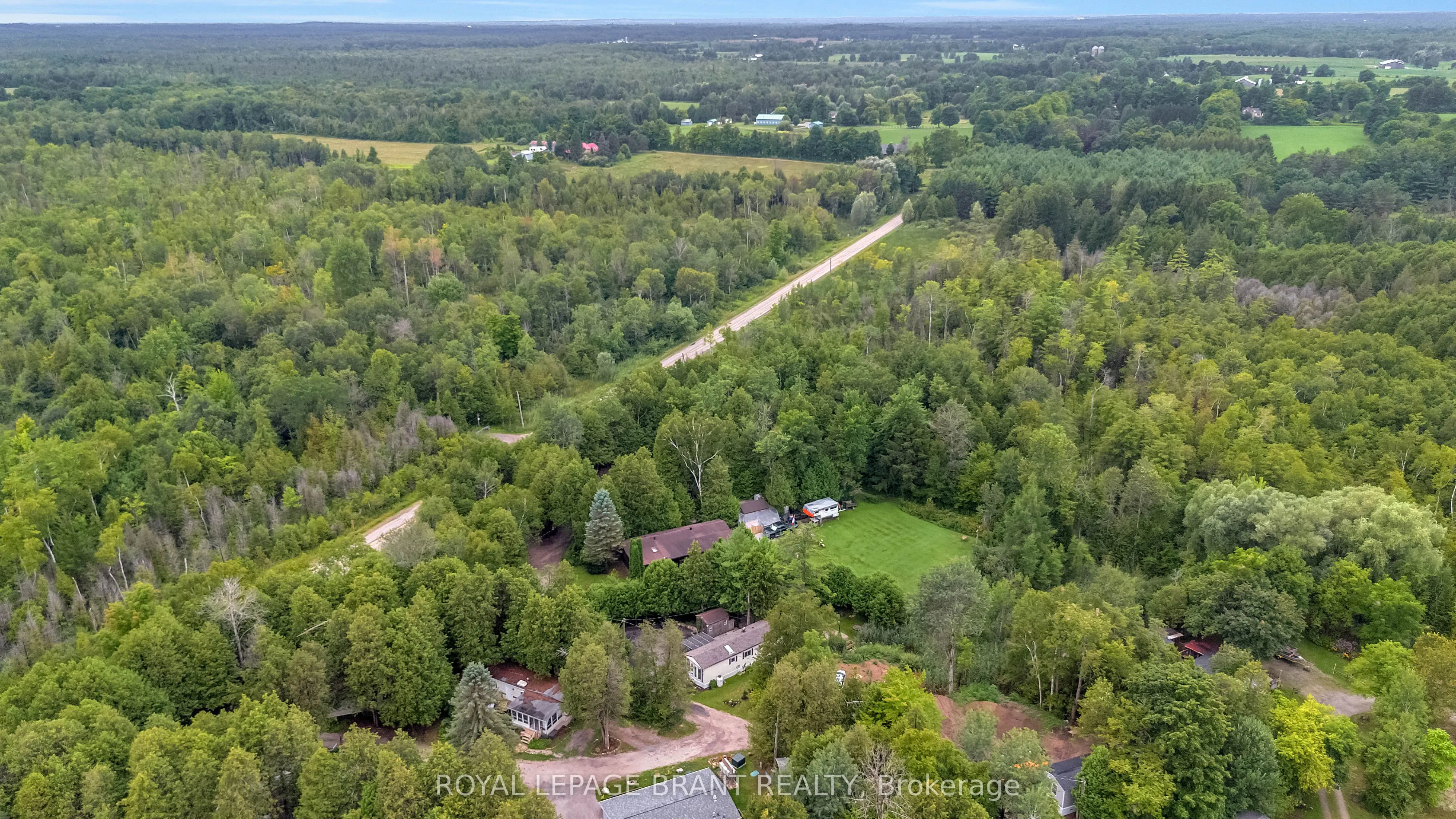 1085 10th Concession Road W