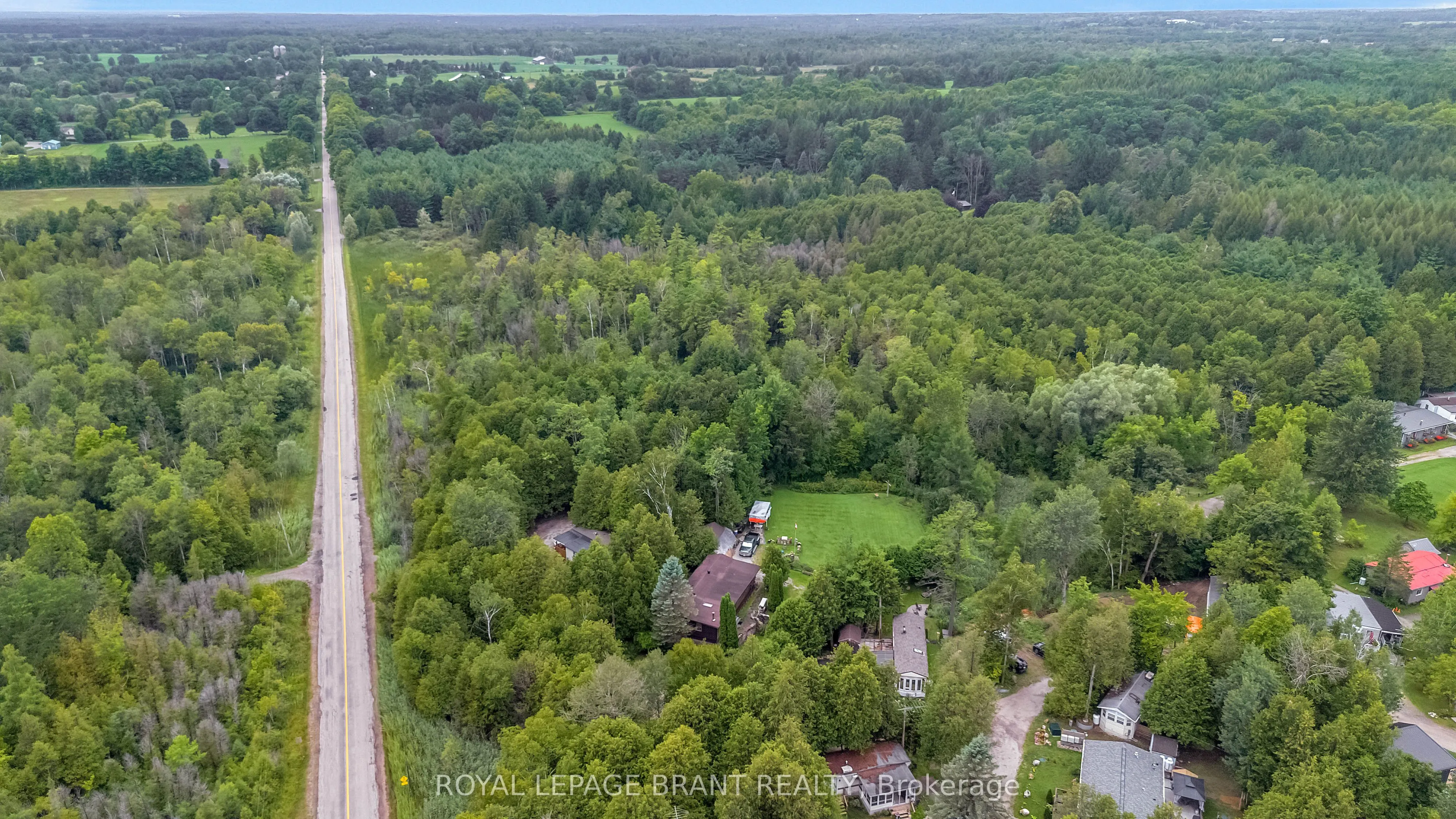 1085 10th Concession Road W
