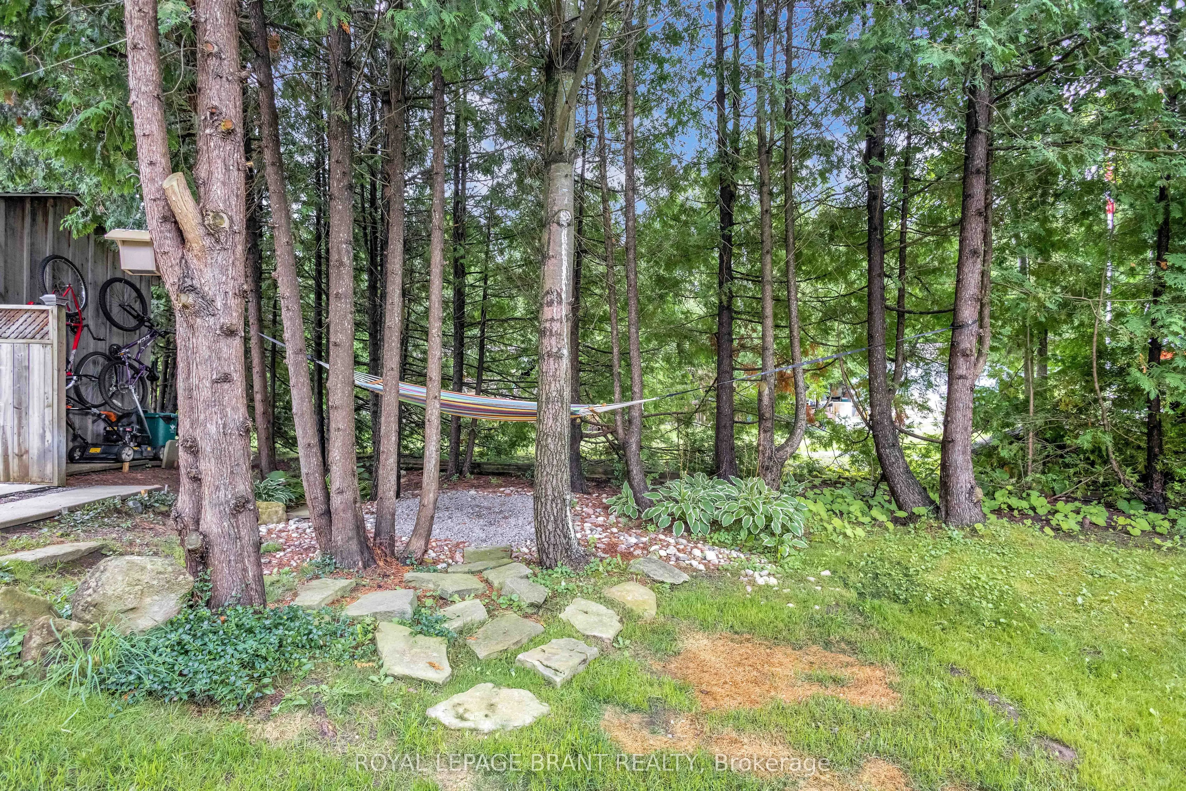 1085 10th Concession Road W