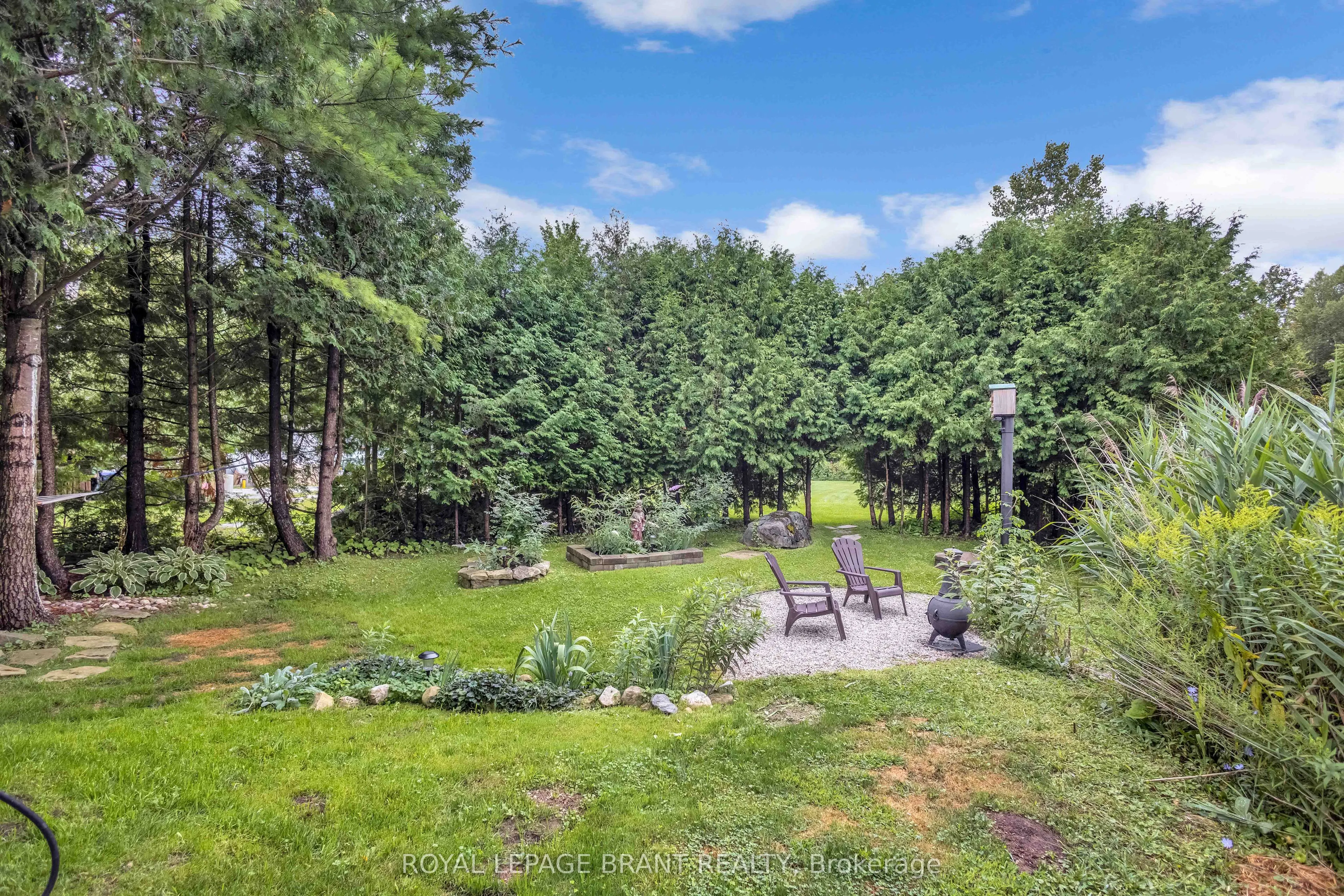 1085 10th Concession Road W