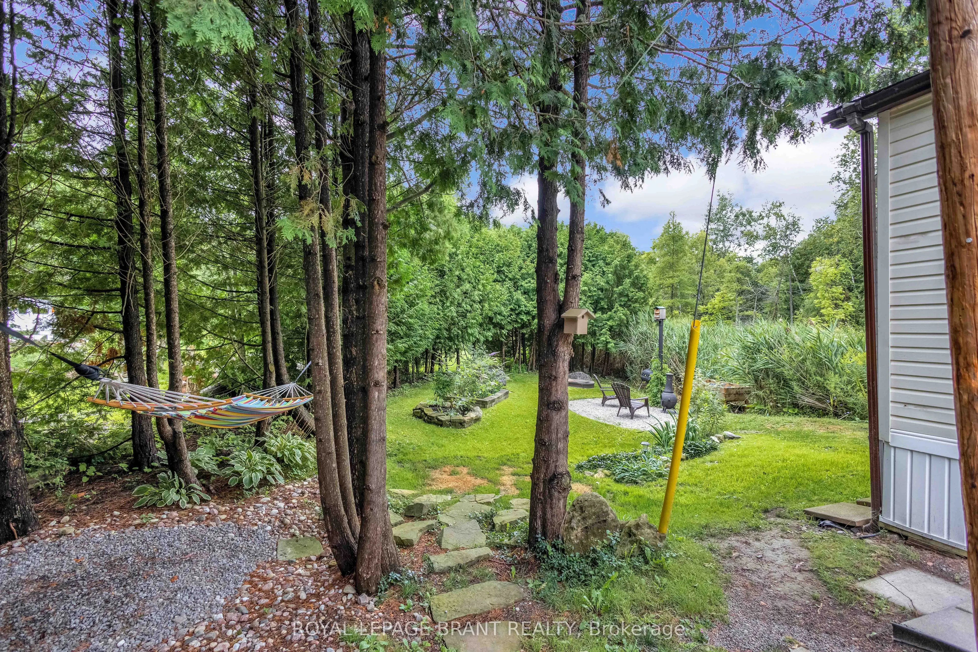 1085 10th Concession Road W