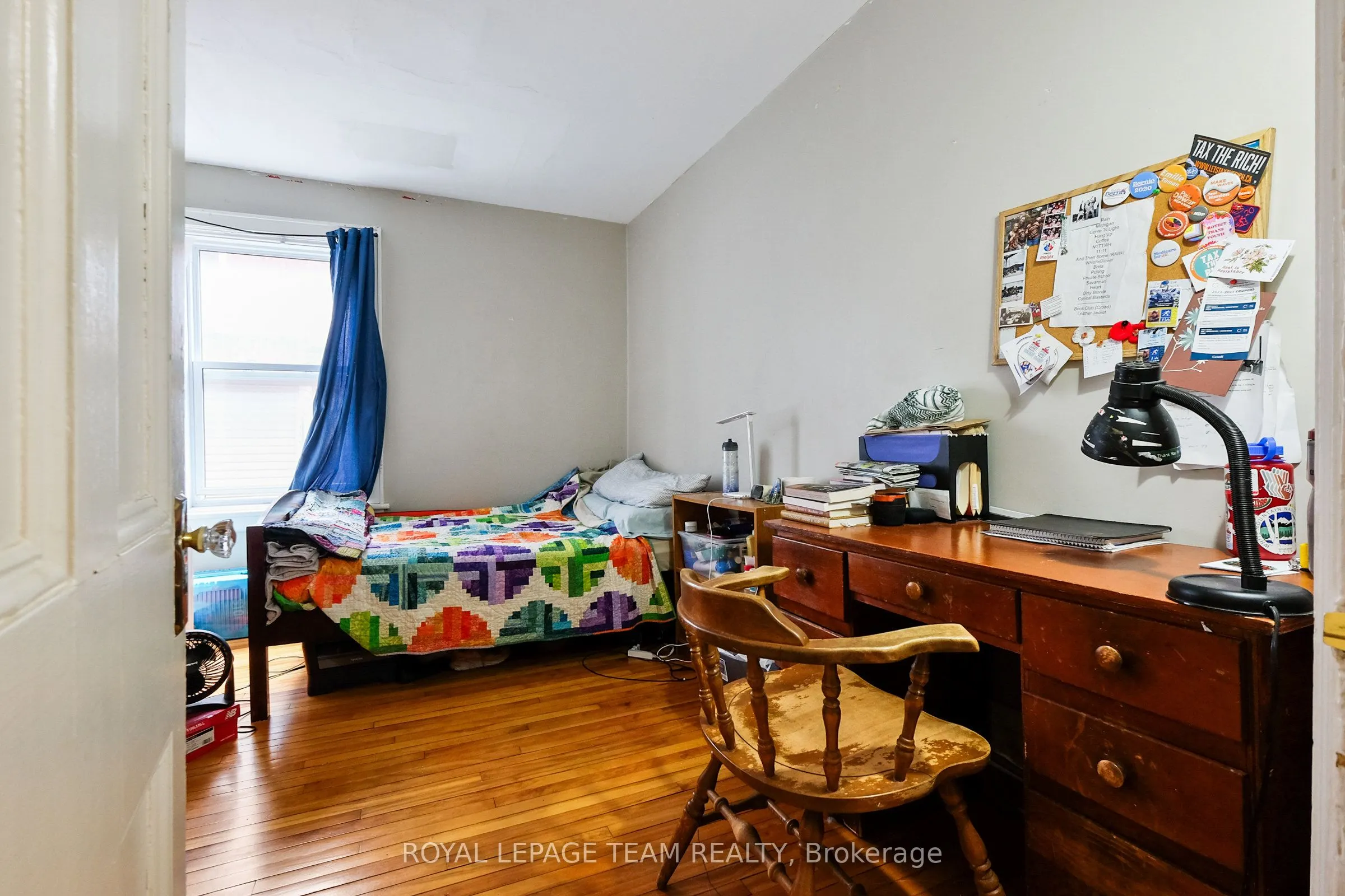 305 Waverley Street