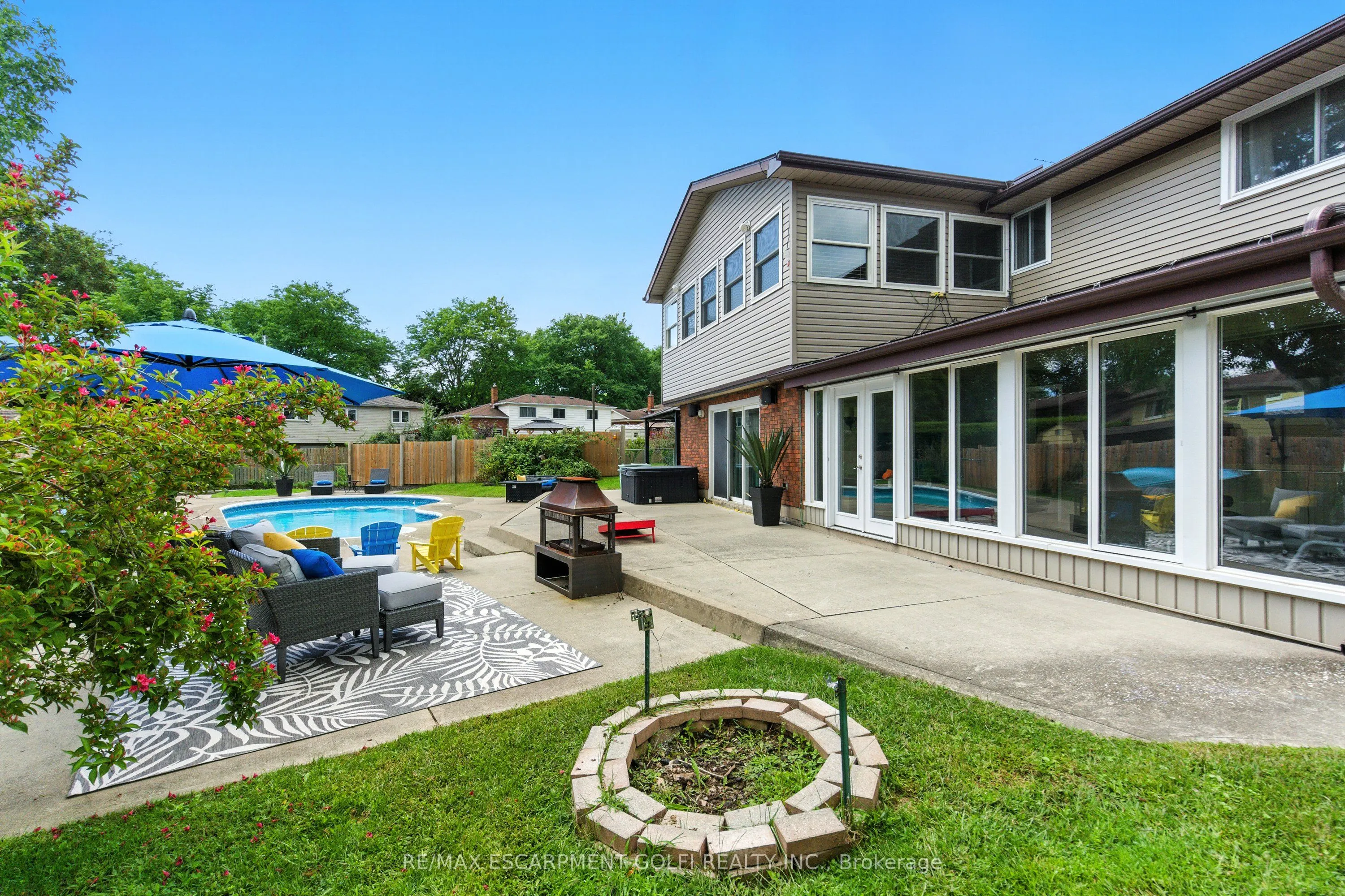 7078 ROSSEAU Place