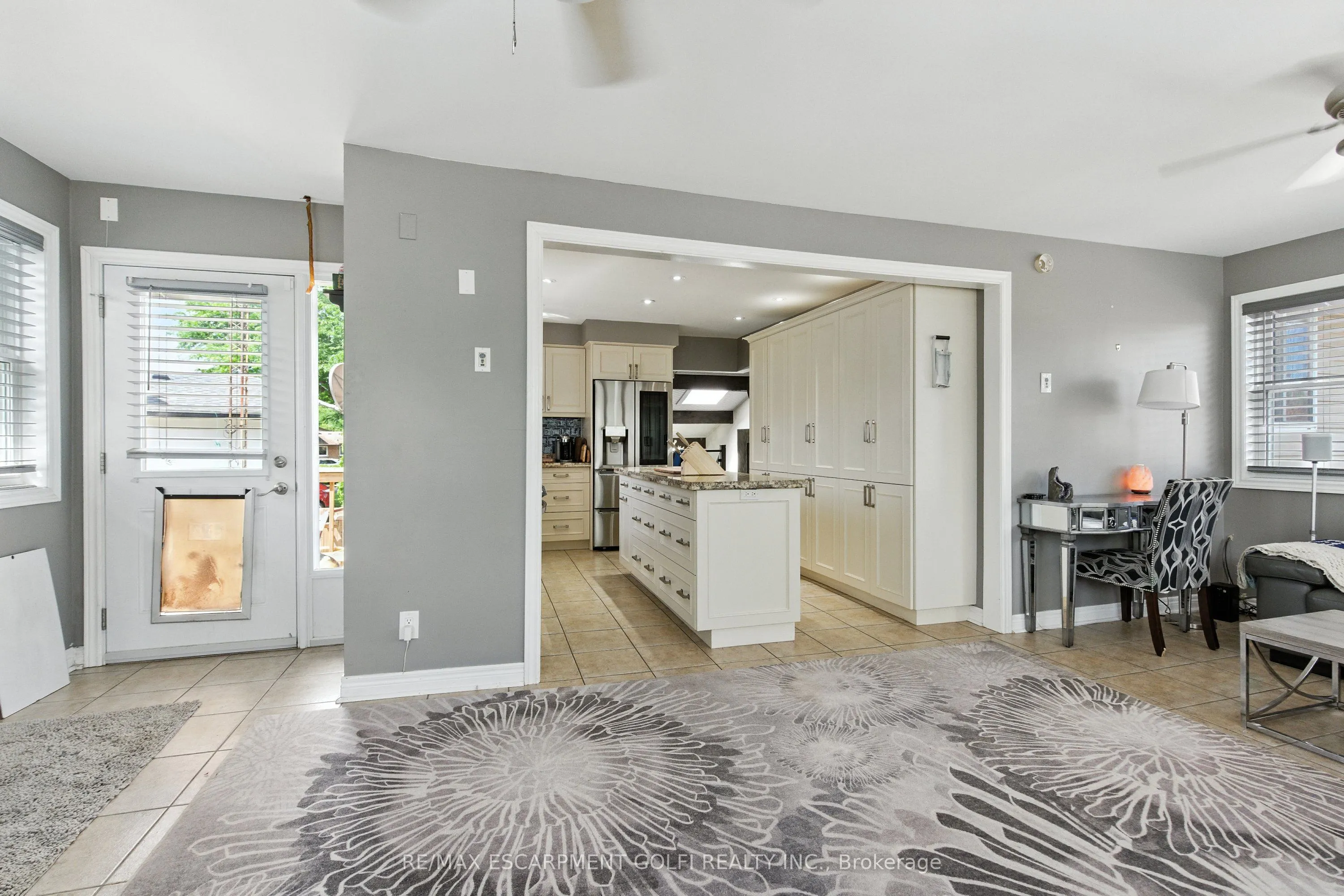 7078 ROSSEAU Place