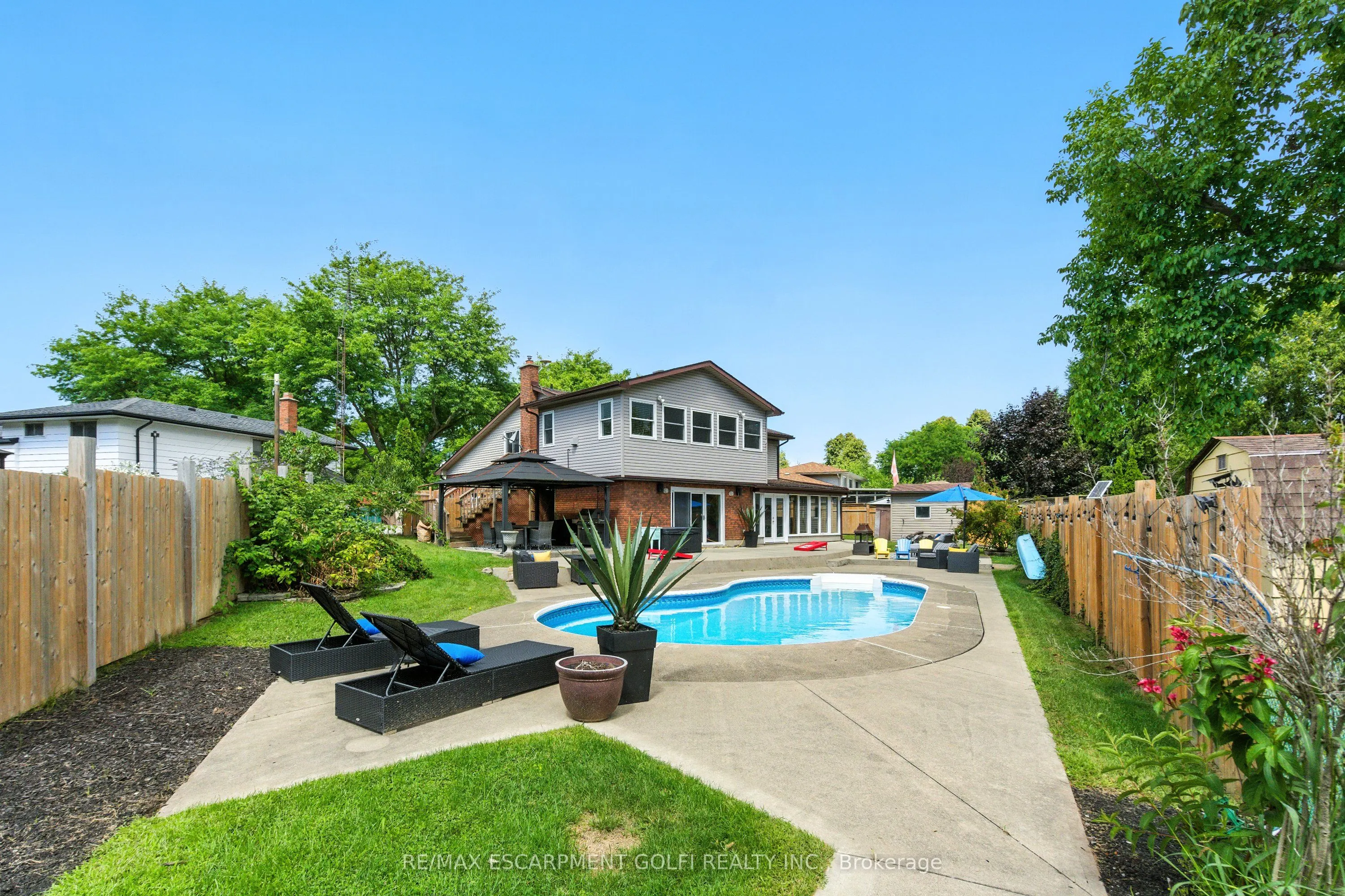 7078 ROSSEAU Place