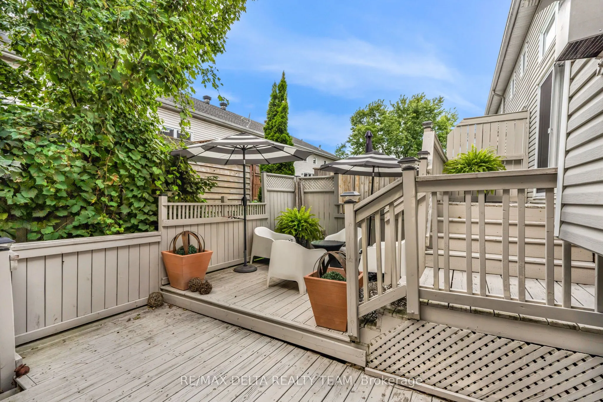 116 Gladeview Private
