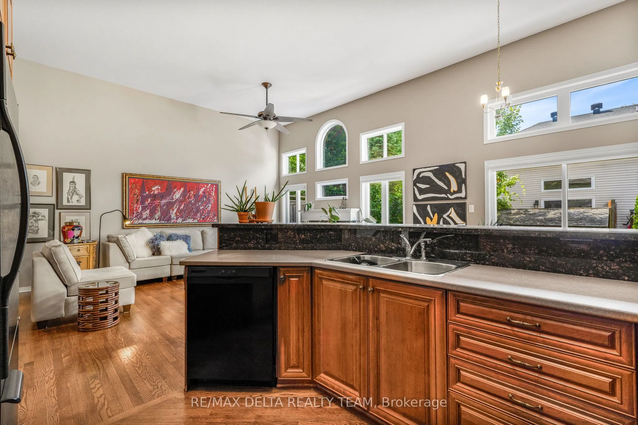 116 Gladeview Private
