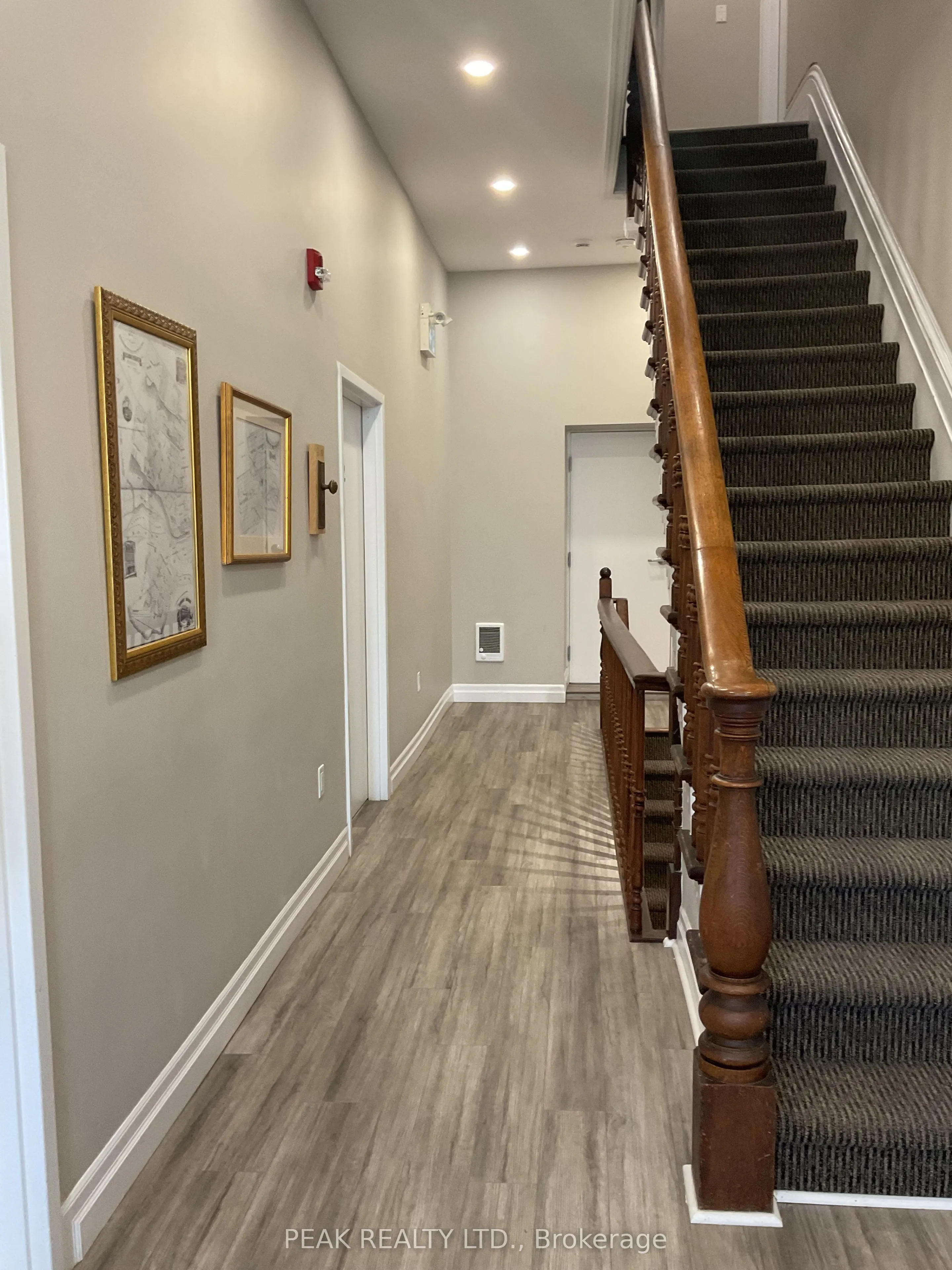98 Lorne Crescent, #Unit 1