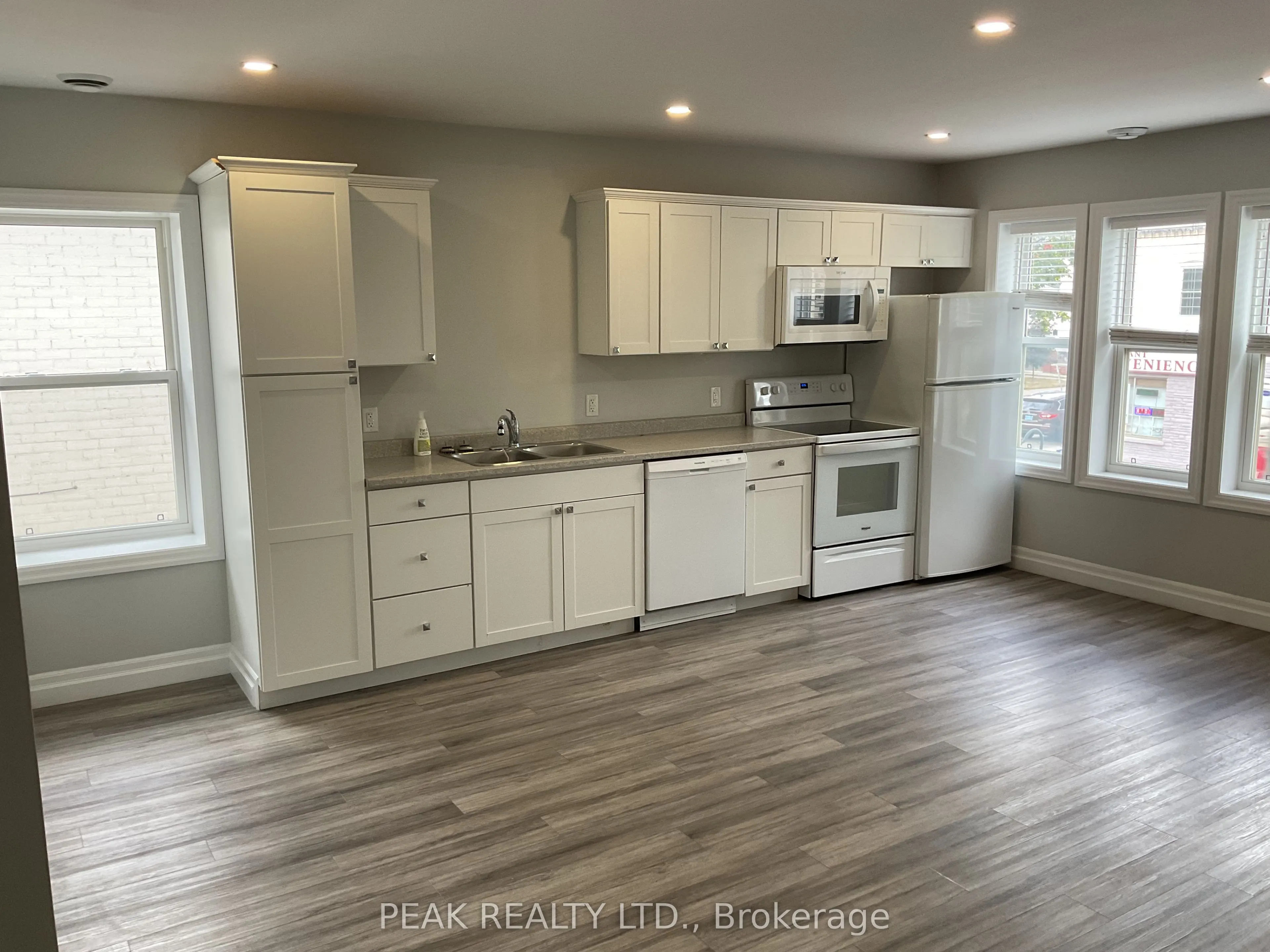 98 Lorne Crescent, #Unit 5