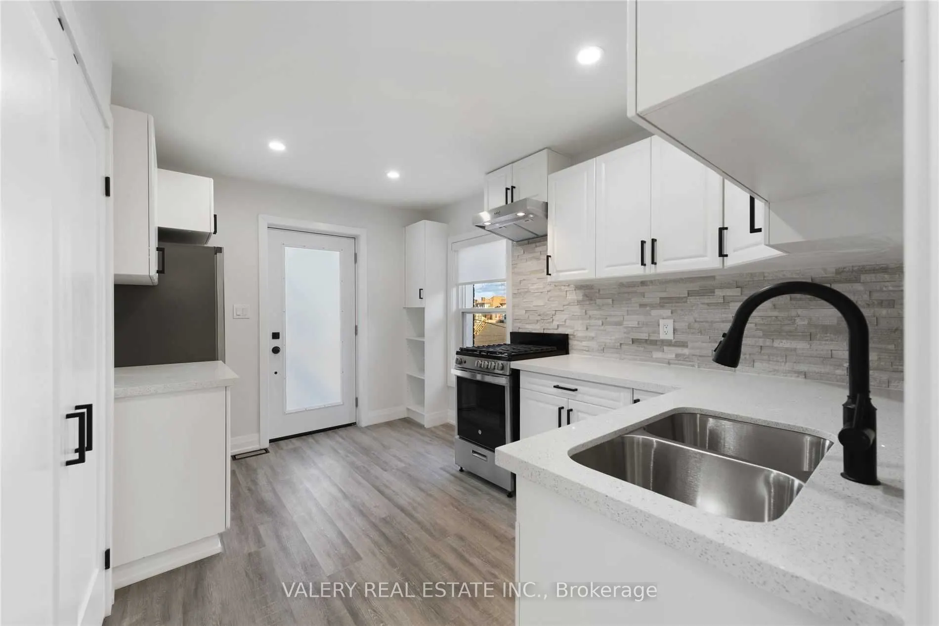 5 Maplewood Ave Avenue, #2