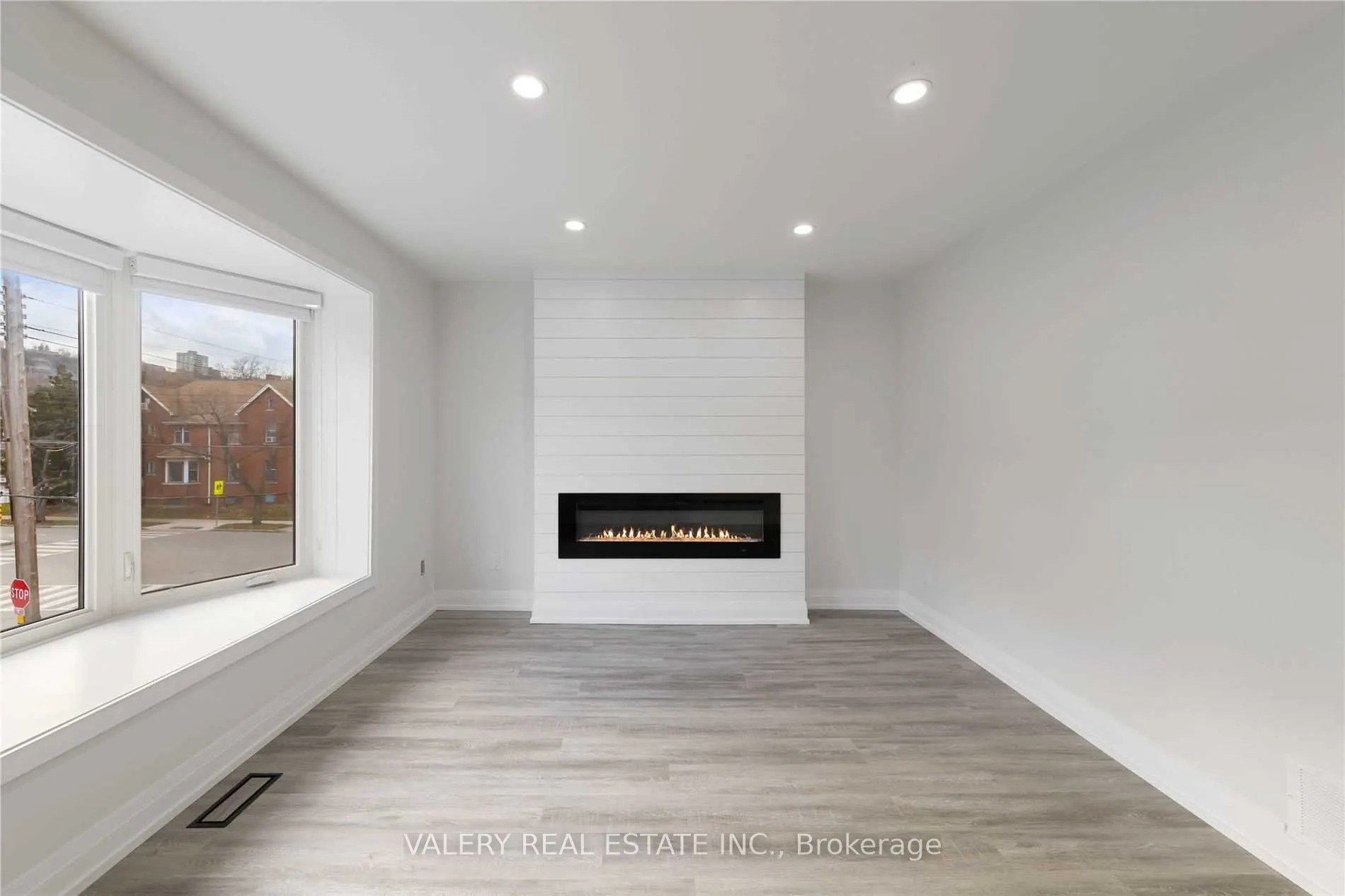 5 Maplewood Ave Avenue, #2