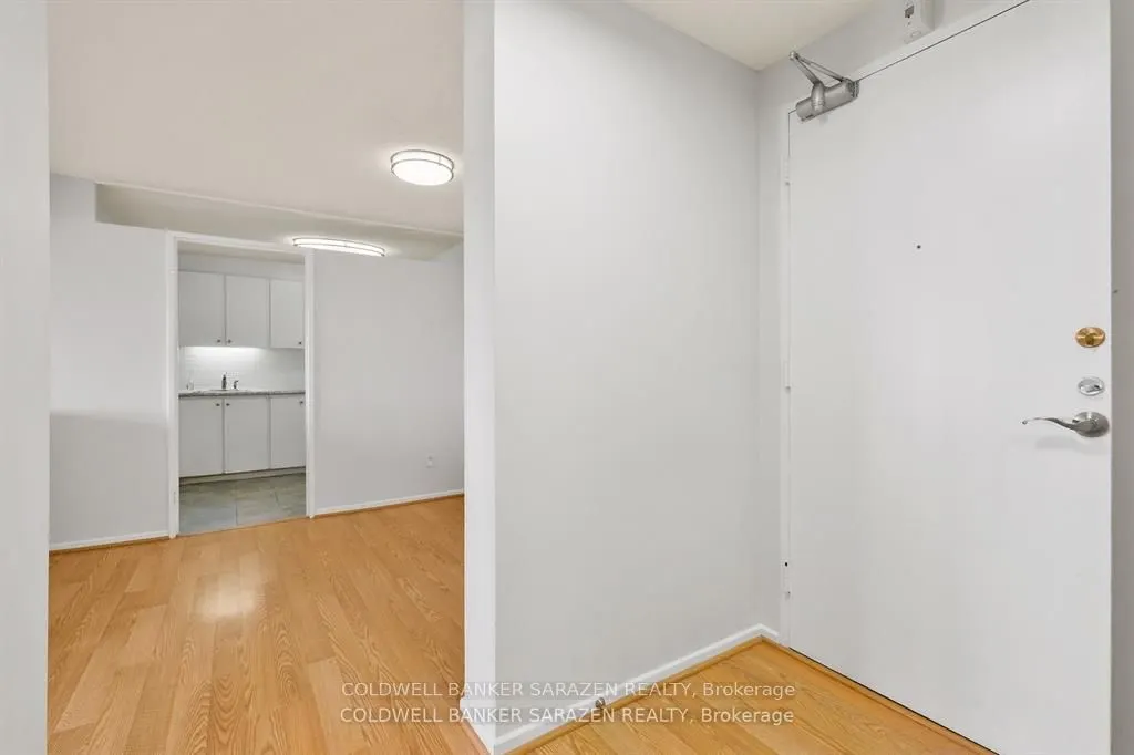 1100 Ambleside Drive, #15