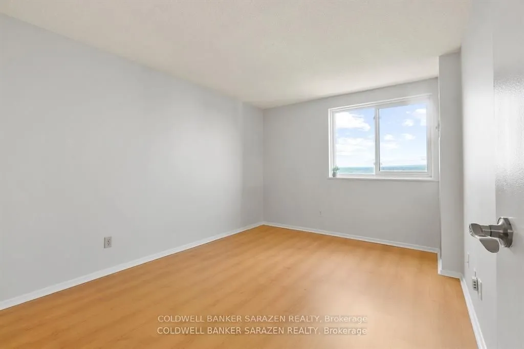 1100 Ambleside Drive, #15