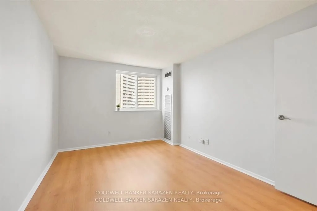 1100 Ambleside Drive, #15