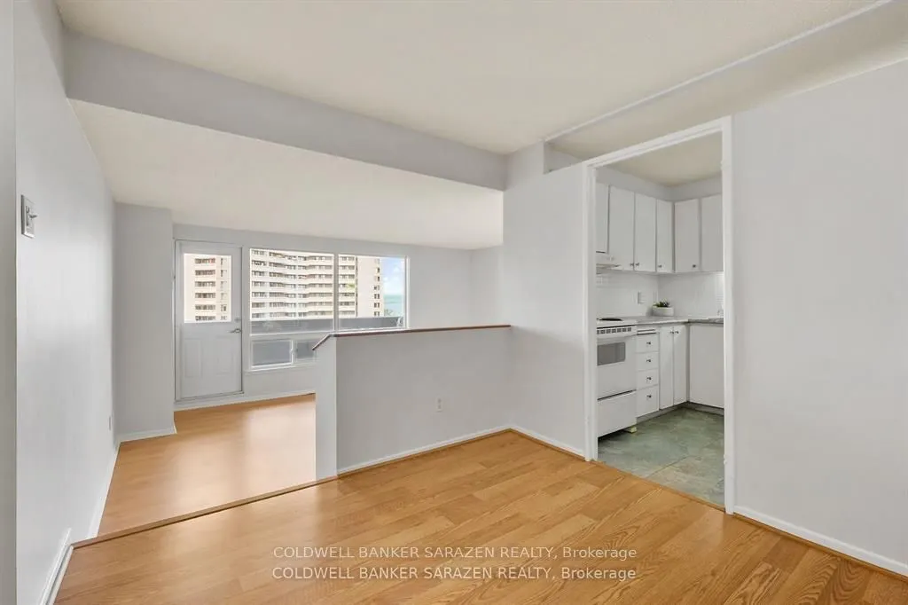 1100 Ambleside Drive, #15