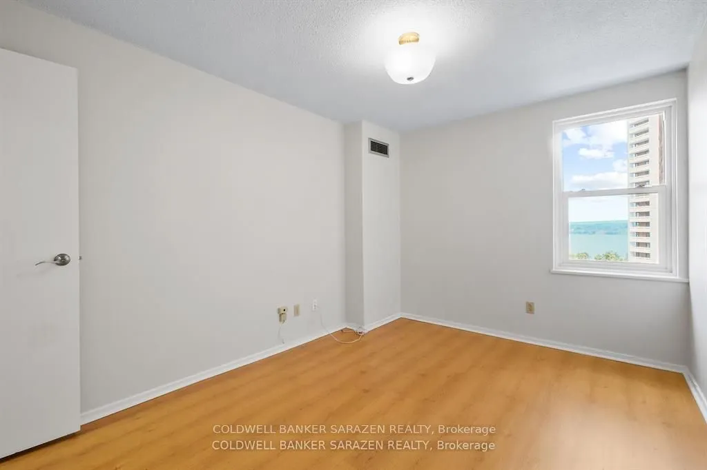 1100 Ambleside Drive, #15