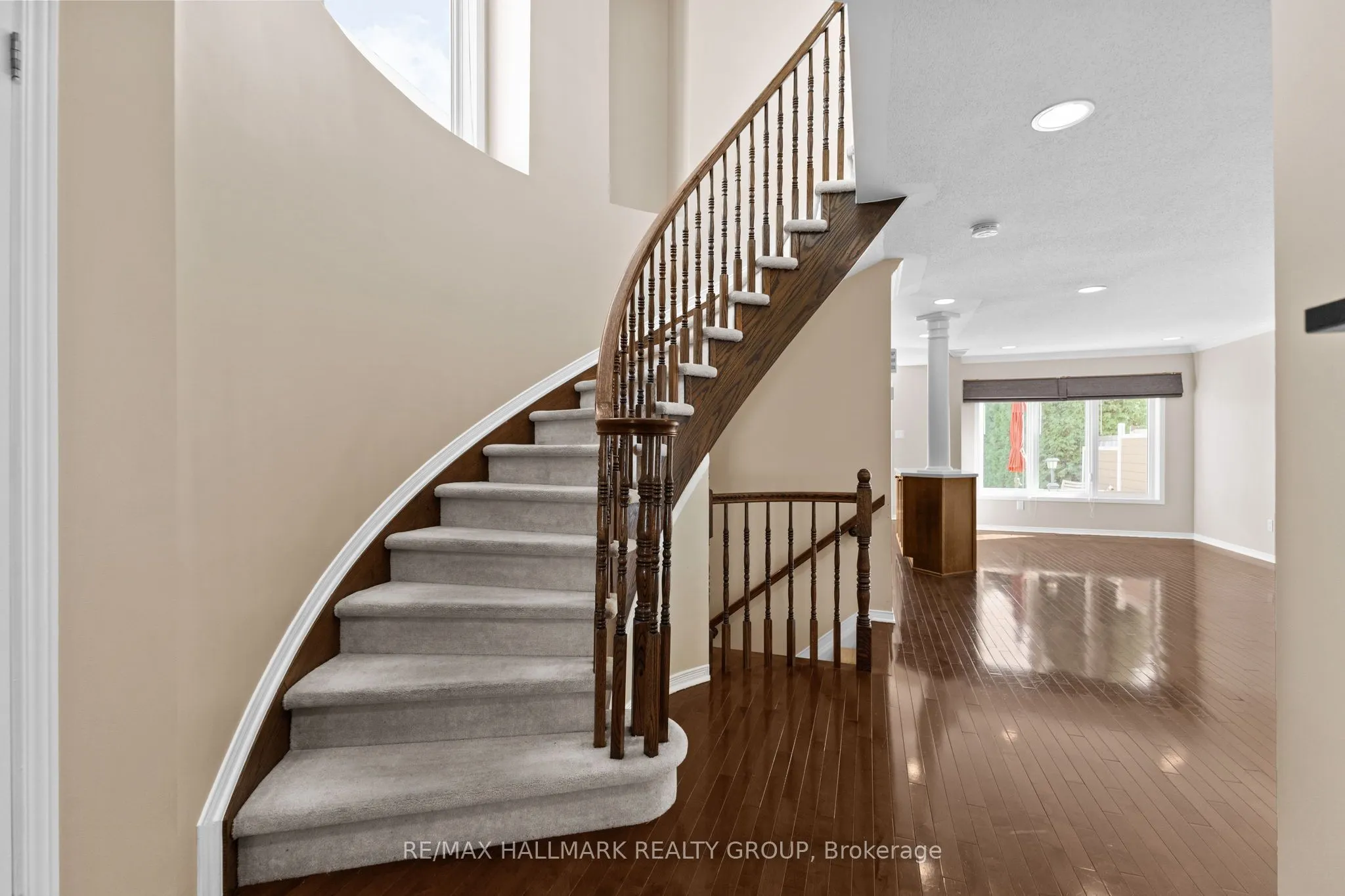 2213 Brockstone Crescent
