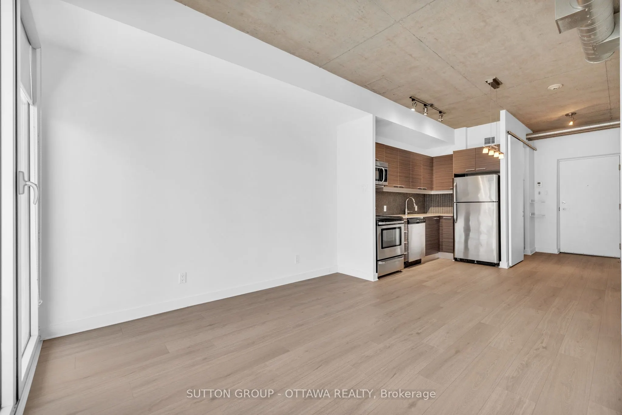 354 GLADSTONE Avenue, #602